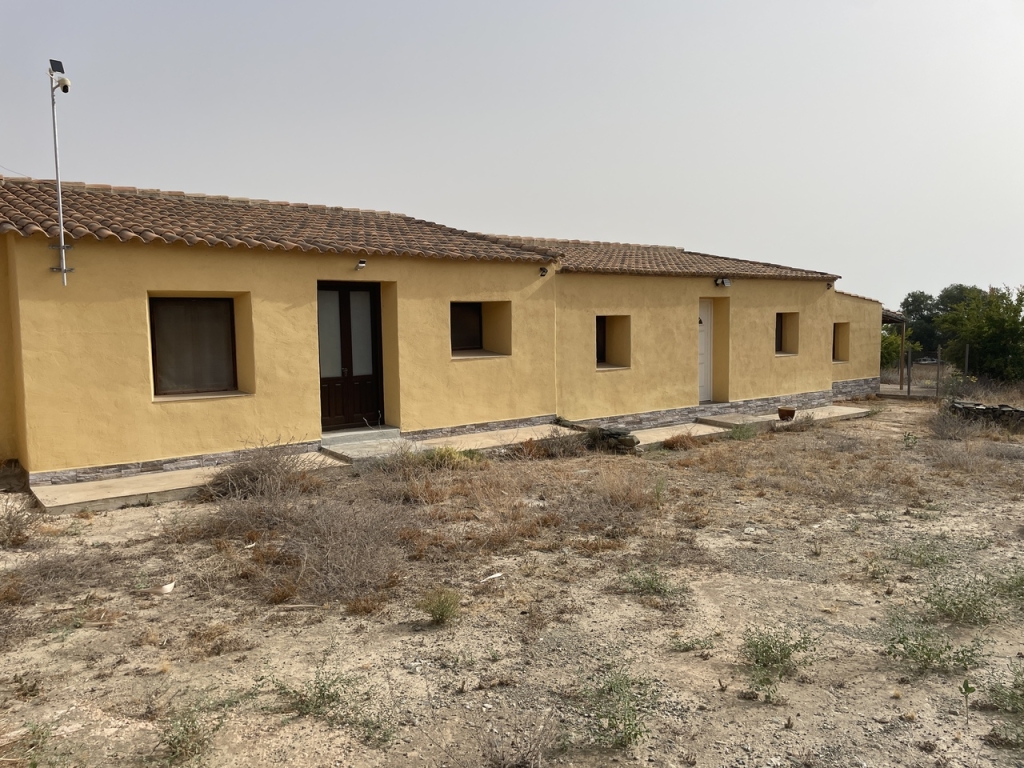 6 Bedroom 2 Bathroom Country House in La Pinilla