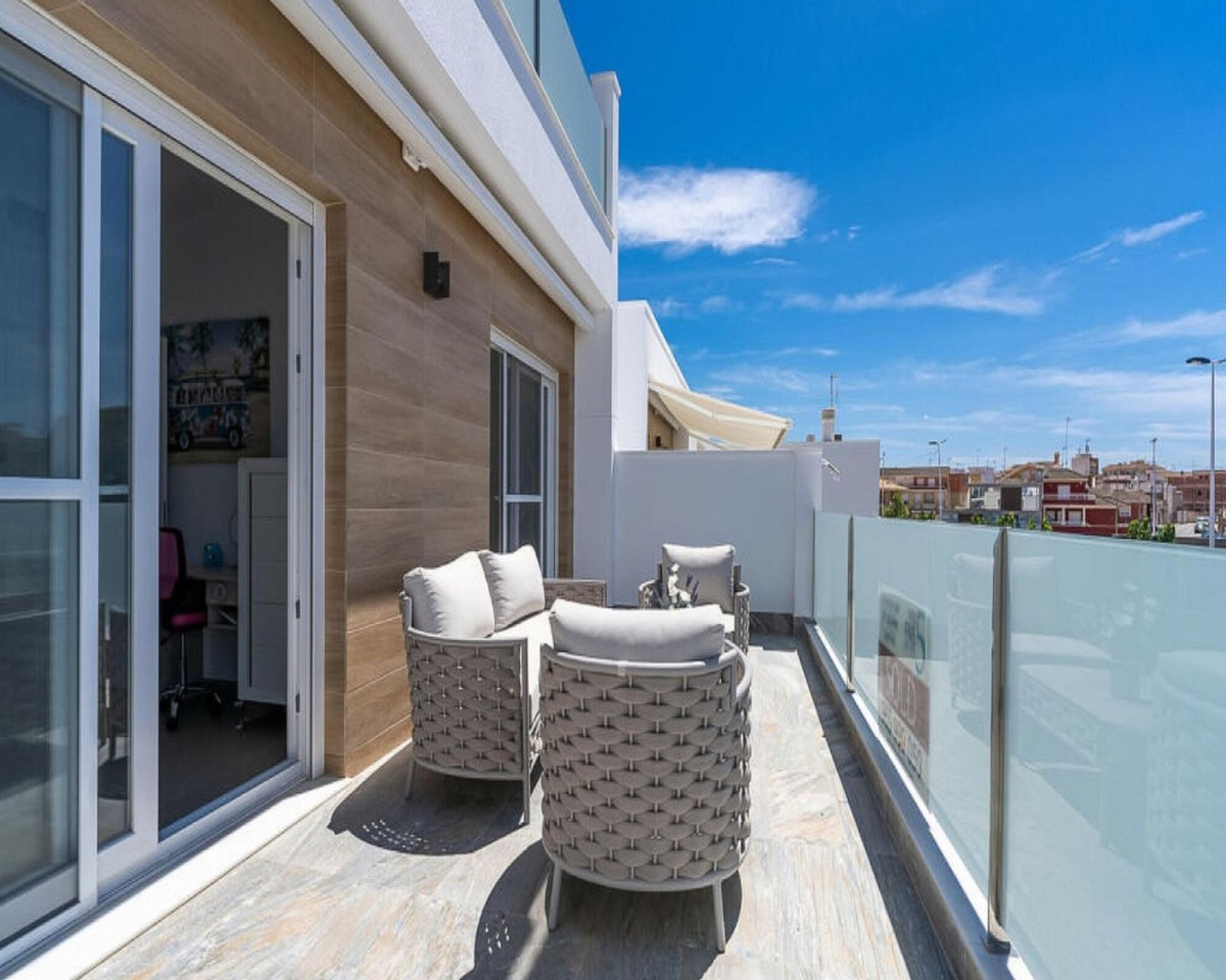 For sale - 4 Bedroom 3 Bathroom Villa in San Pedro del Pinatar - Costa Calida  - Murcia