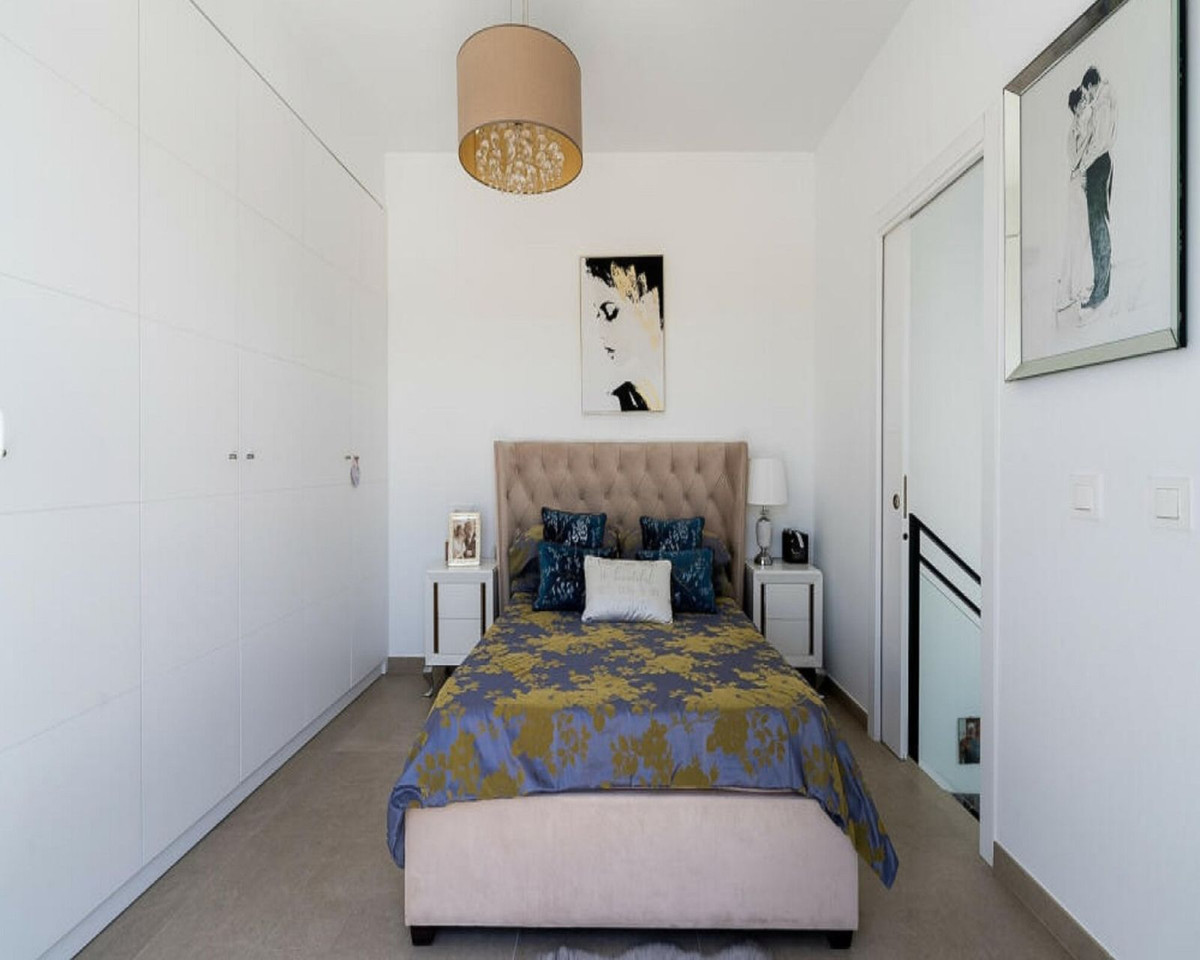 For sale - 4 Bedroom 3 Bathroom Villa in San Pedro del Pinatar - Costa Calida  - Murcia