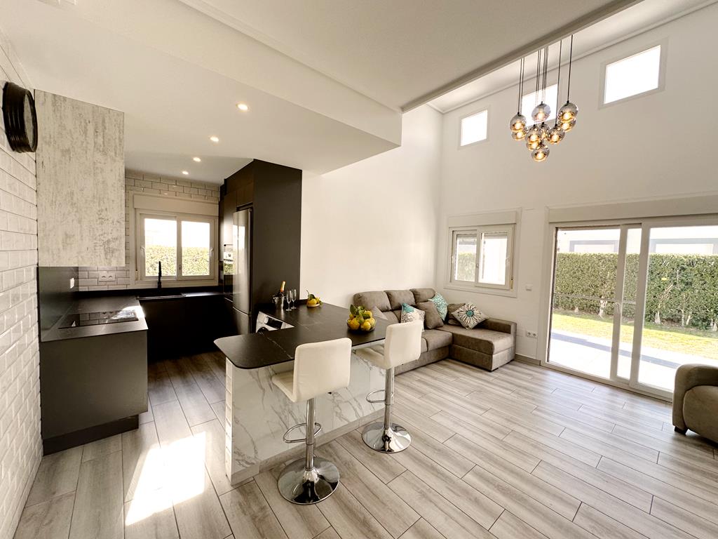 For sale - 2 Bedroom 1 Bathroom Villa in La Torre Golf Resort - Inland  - Murcia