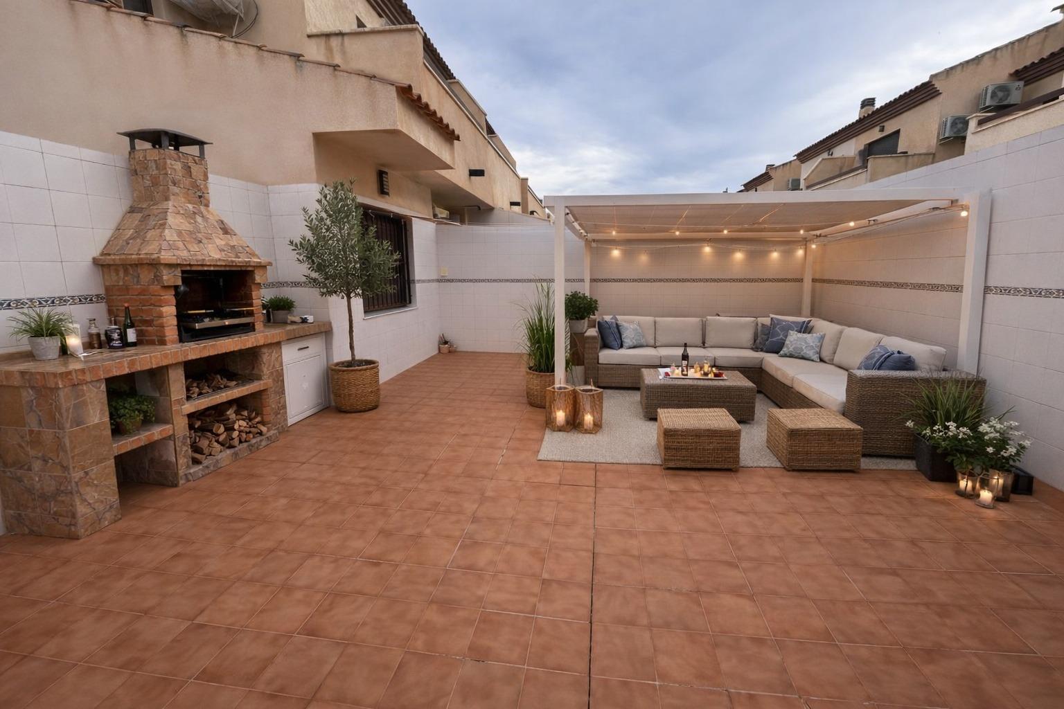 For sale - 3 Bedroom 1 Bathroom Semi Detached in Los Alcazares - Serena Golf  - Murcia