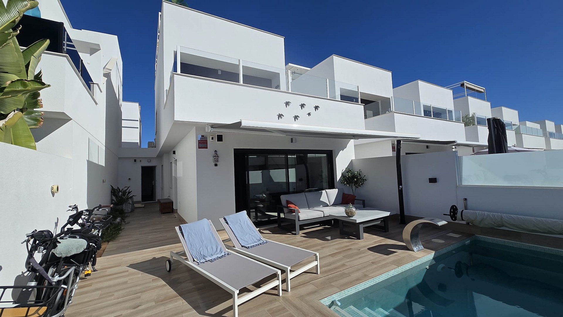For sale - 3 Bedroom 2 Bathroom Villa in San Pedro del Pinatar - Costa Calida  - Murcia