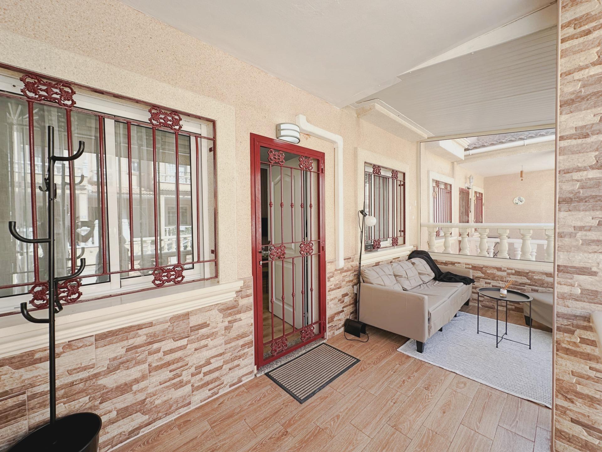 For sale - 3 Bedroom 3 Bathroom Semi Detached in Orihuela Costa - La Zenia  - Alicante