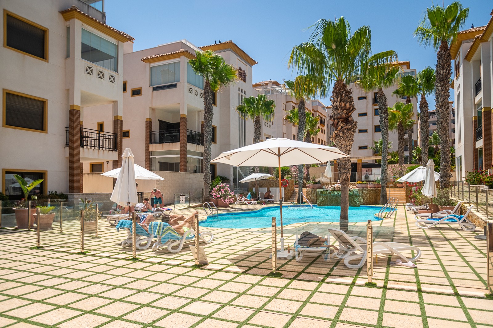 For sale - 2 Bedroom 2 Bathroom Apartment in Guardamar del Segura - Costa Blanca  - Alicante
