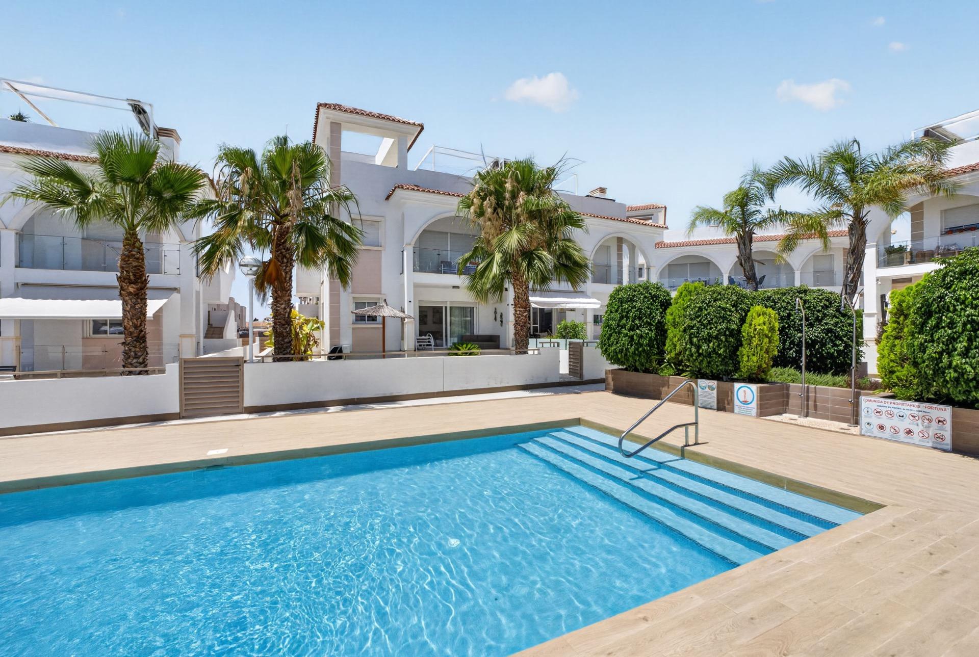For sale - 2 Bedroom 2 Bathroom Apartment in Rojales - Cuidad Quesada  - Alicante
