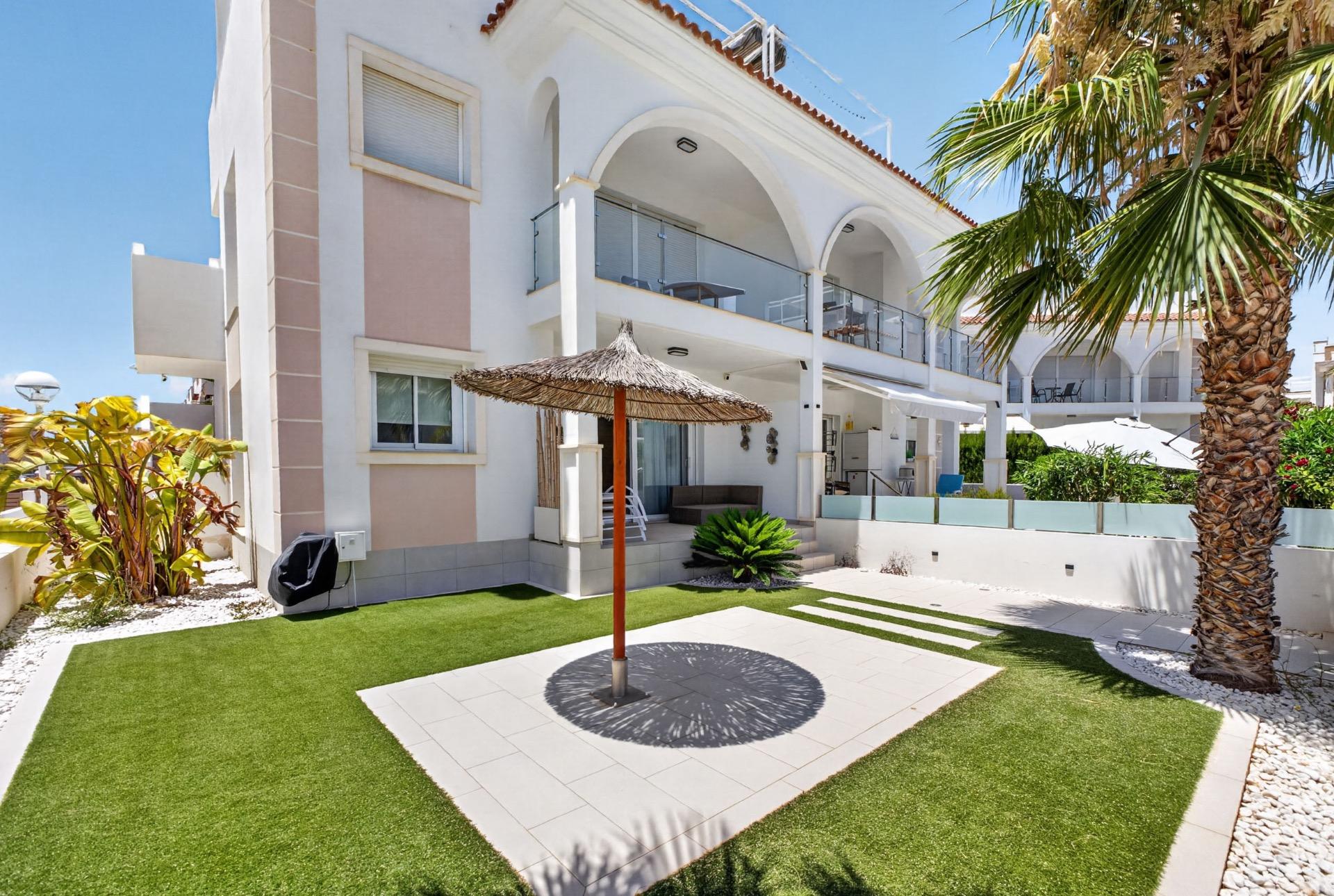 For sale - 2 Bedroom 2 Bathroom Apartment in Rojales - Cuidad Quesada  - Alicante