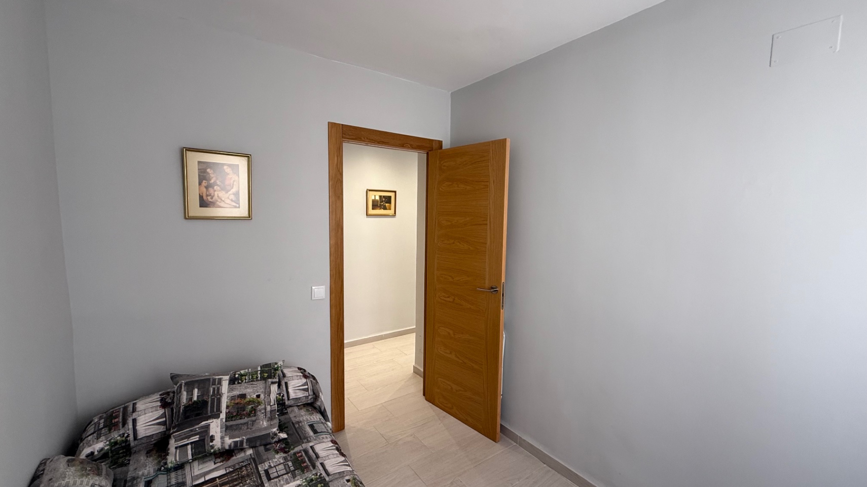 For sale - 3 Bedroom 1 Bathroom Apartment in Torrevieja - Costa Blanca  - Alicante