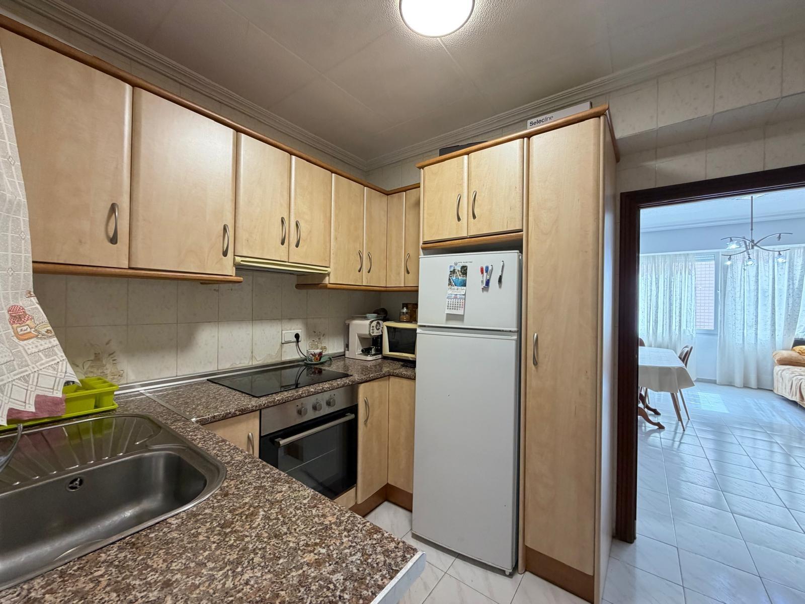 For sale - 3 Bedroom 1 Bathroom Apartment in Torrevieja - Estacion De Autobuses  - Alicante