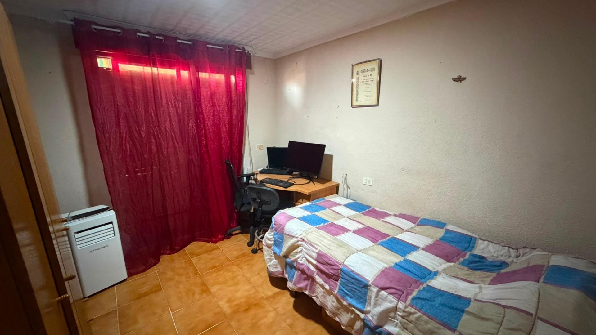 For sale - 3 Bedroom 2 Bathroom Apartment in Torrevieja - Torrevieja  - Alicante
