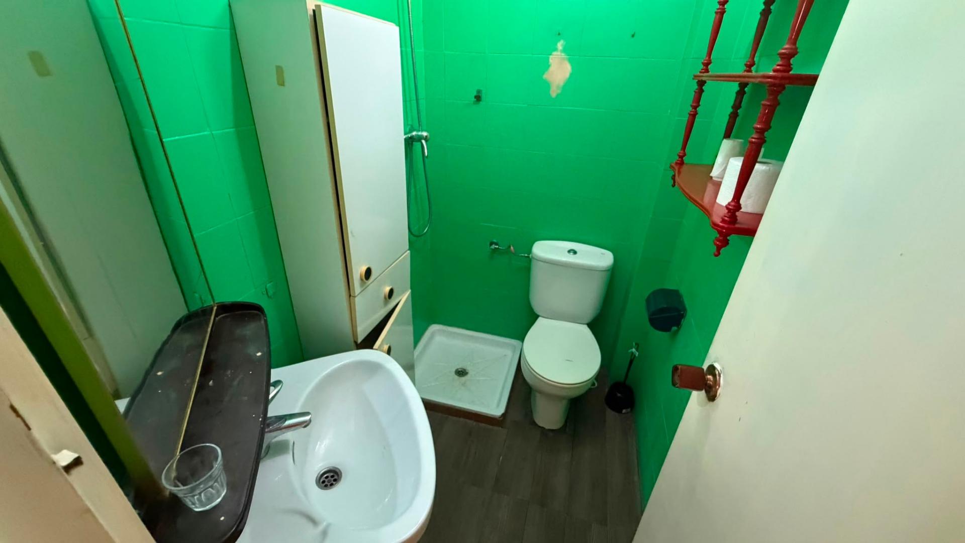 For sale - 3 Bedroom 2 Bathroom Apartment in Torrevieja - Torrevieja  - Alicante