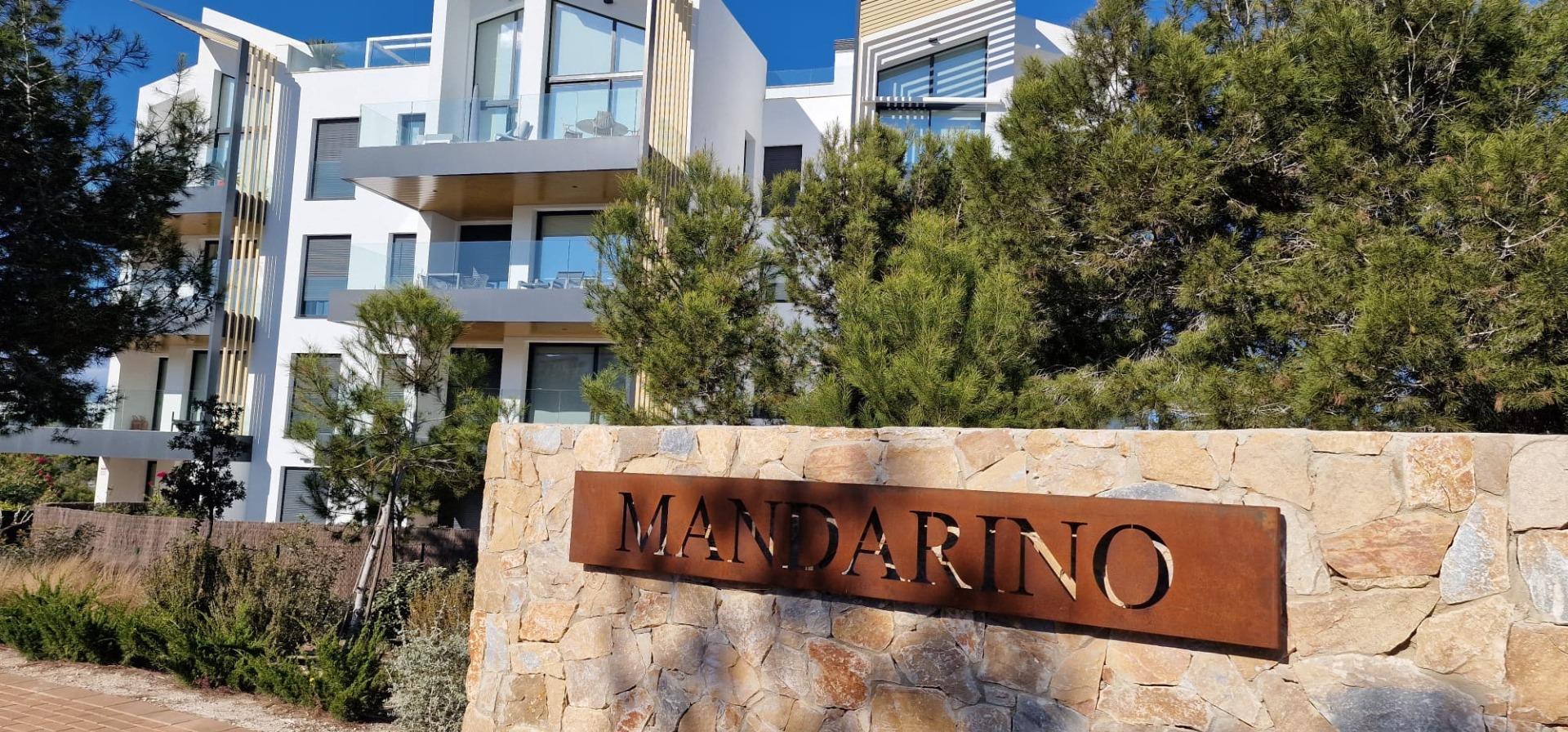 For sale - 3 Bedroom 2 Bathroom Apartment in Orihuela - Las Colinas Golf  - Alicante