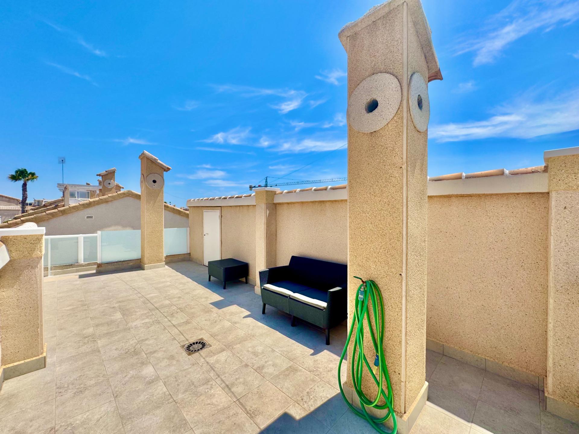 For sale - 2 Bedroom 1 Bathroom Town House in Playa Flamenca - La Florida  - Alicante