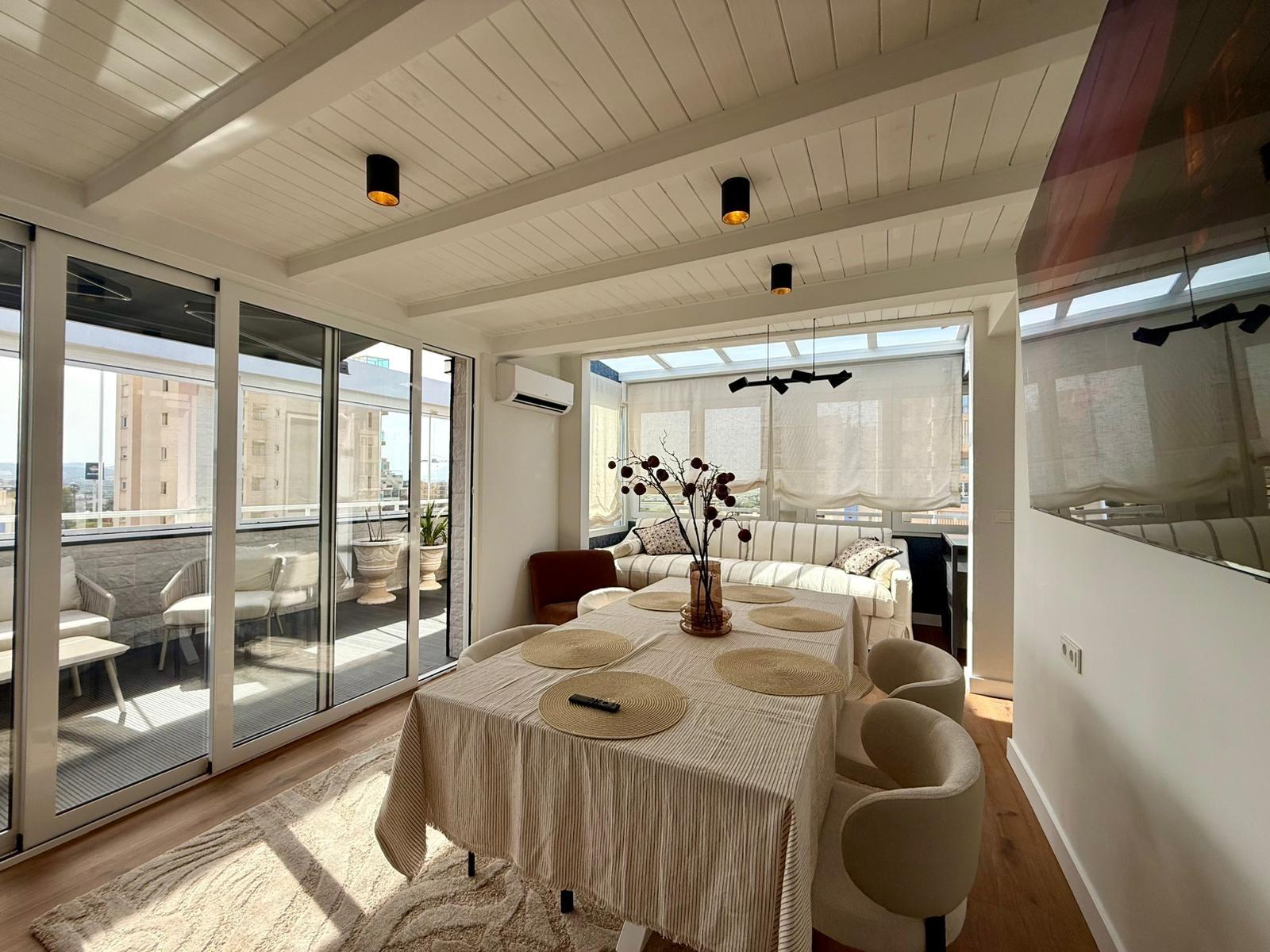 For sale - 4 Bedroom 3 Bathroom Apartment in Guardamar del Segura - Centro  - Alicante