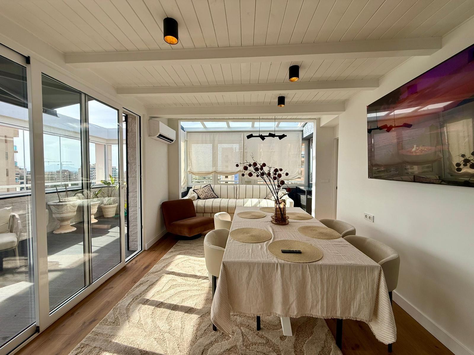 For sale - 4 Bedroom 3 Bathroom Apartment in Guardamar del Segura - Centro  - Alicante