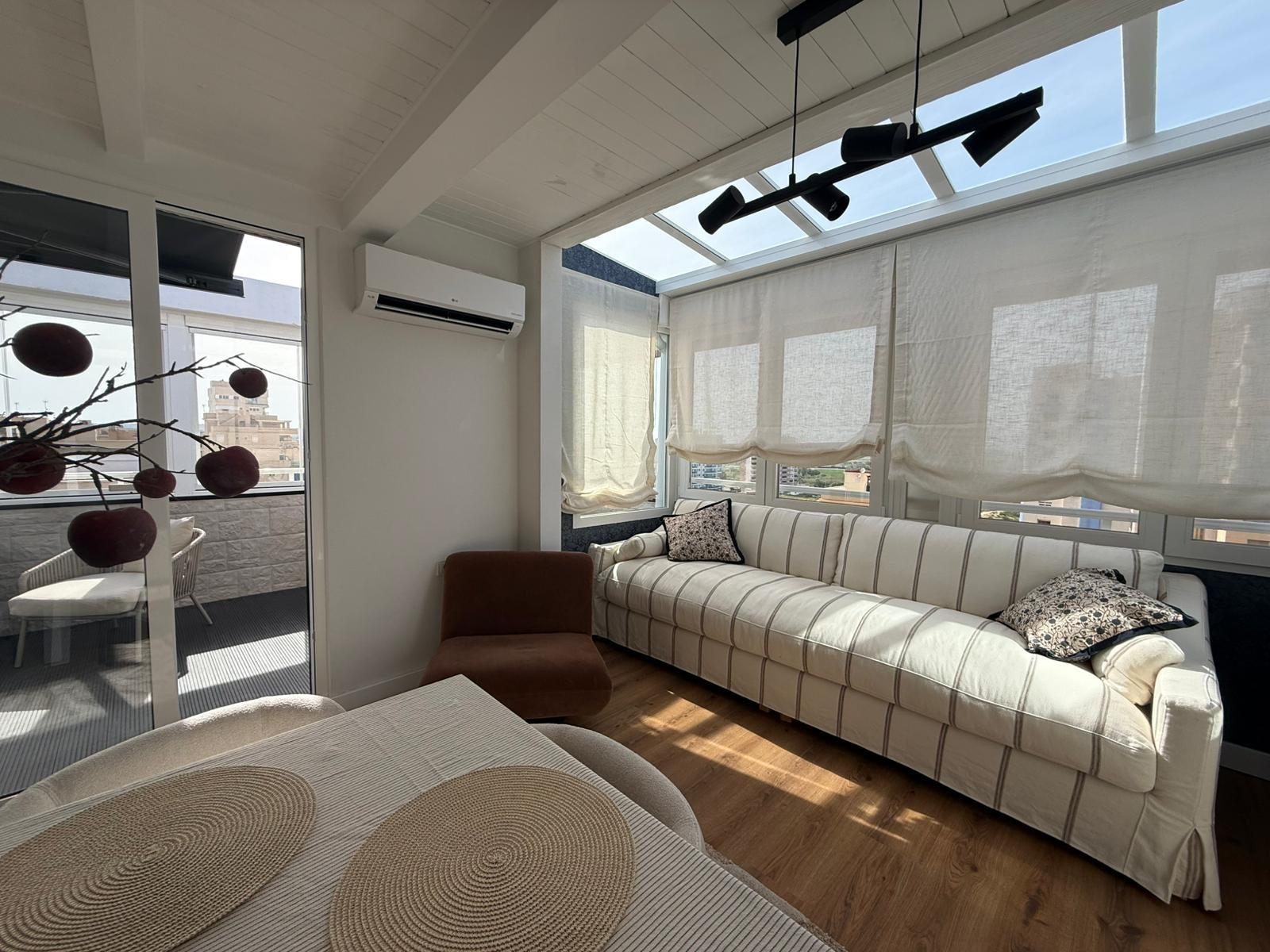 For sale - 4 Bedroom 3 Bathroom Apartment in Guardamar del Segura - Centro  - Alicante