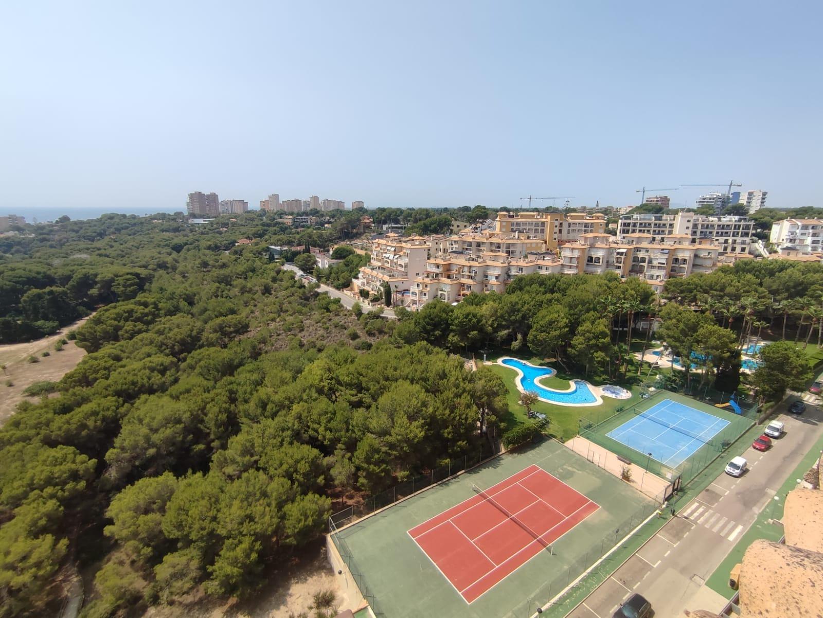 For sale - 2 Bedroom 1 Bathroom Apartment in Orihuela Costa - Altos De Campoamor  - Alicante