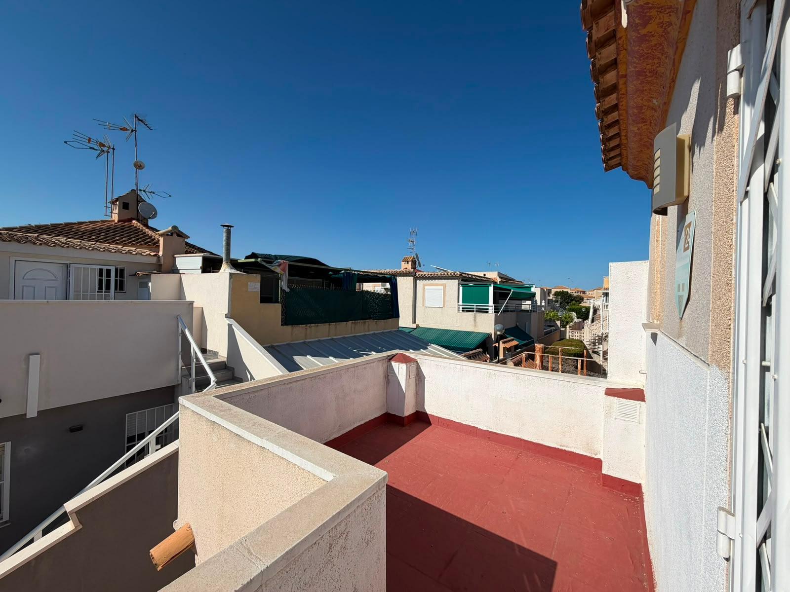 For sale - 3 Bedroom 2 Bathroom Quad House in Torrevieja - Carrefour  - Alicante
