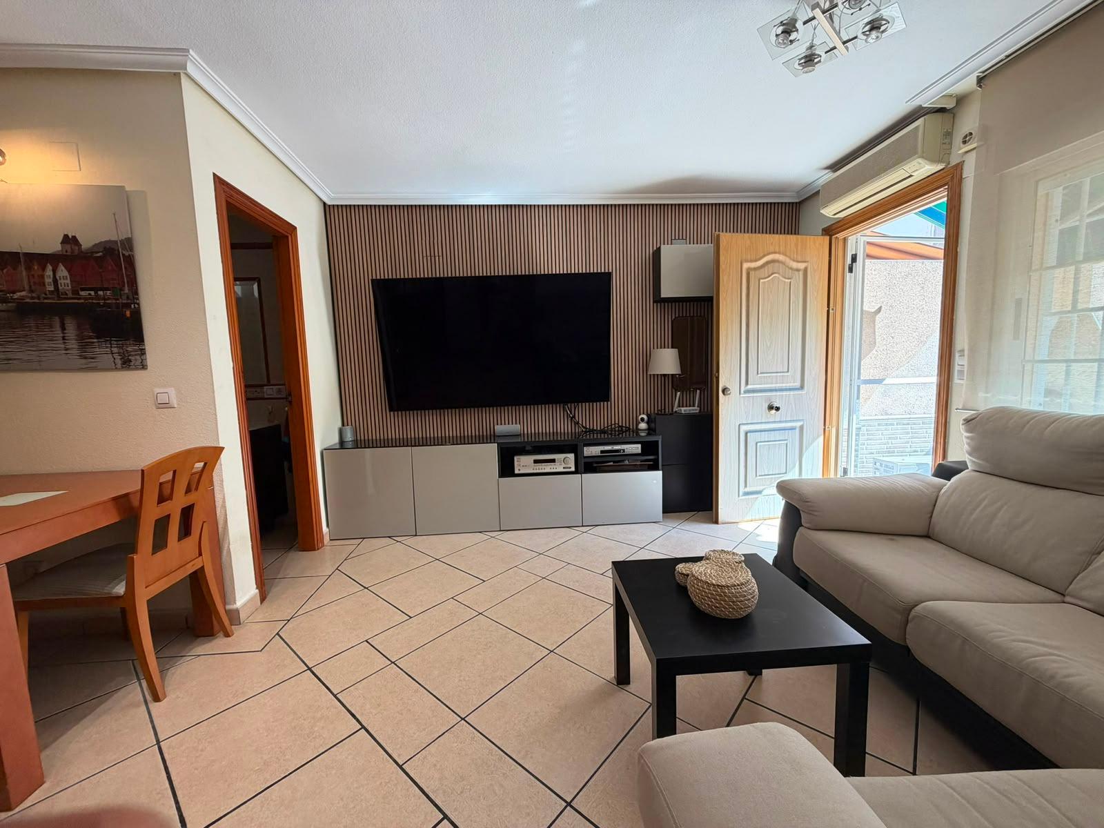 For sale - 3 Bedroom 2 Bathroom Quad House in Torrevieja - Carrefour  - Alicante