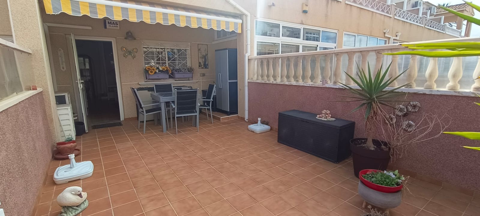 For sale - 2 Bedroom 1 Bathroom Townhouse in Playa Flamenca - Costa Blanca  - Alicante