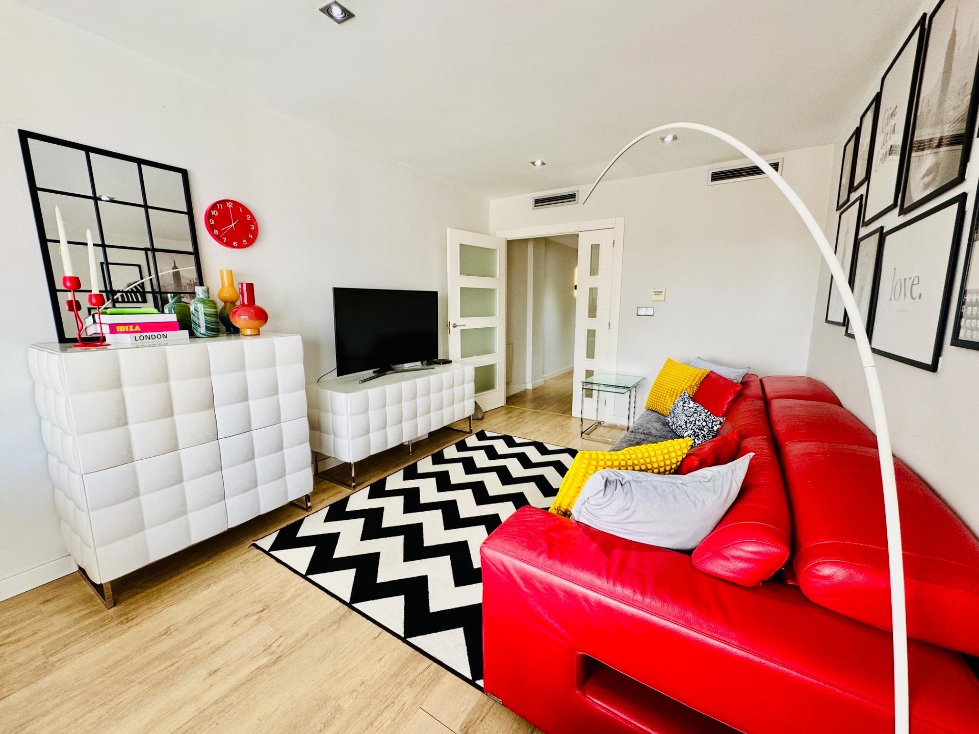 For sale - 3 Bedroom 2 Bathroom Apartment in Pilar de La Horadada - Zona Pueblo  - Alicante