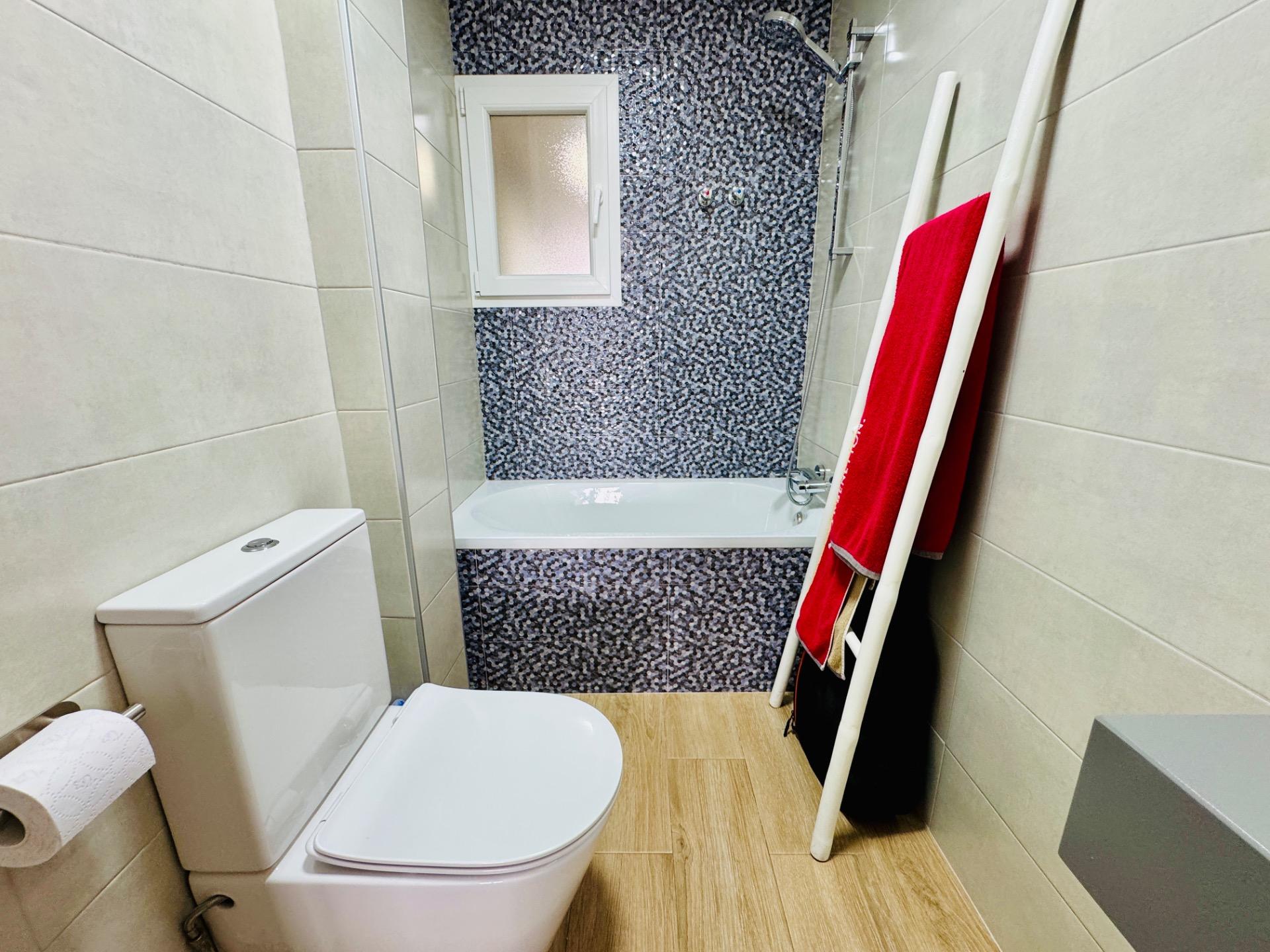 For sale - 3 Bedroom 2 Bathroom Apartment in Pilar de La Horadada - Zona Pueblo  - Alicante