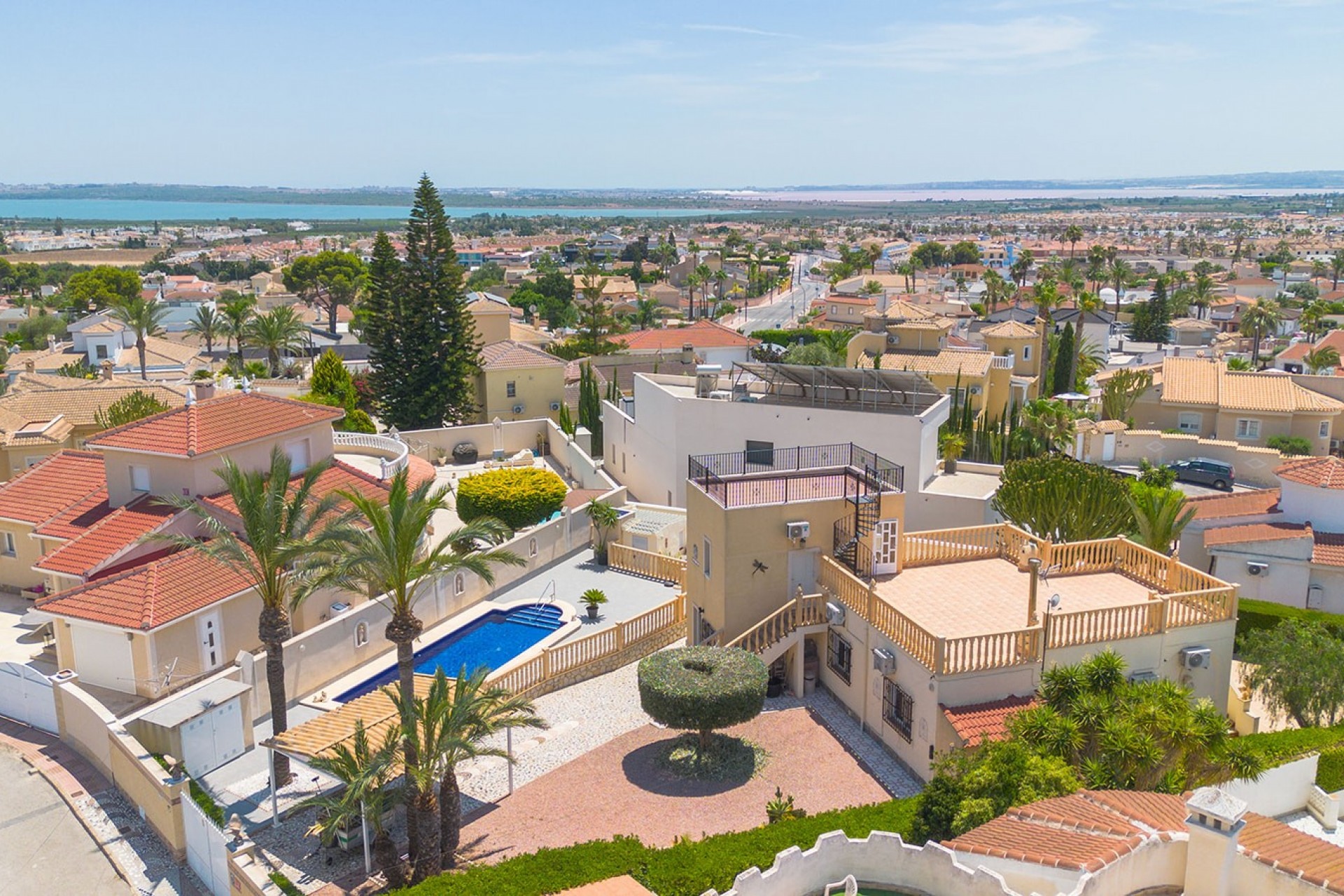 For sale - 3 Bedroom 2 Bathroom Villa in Ciudad Quesada - Costa Blanca  - Alicante
