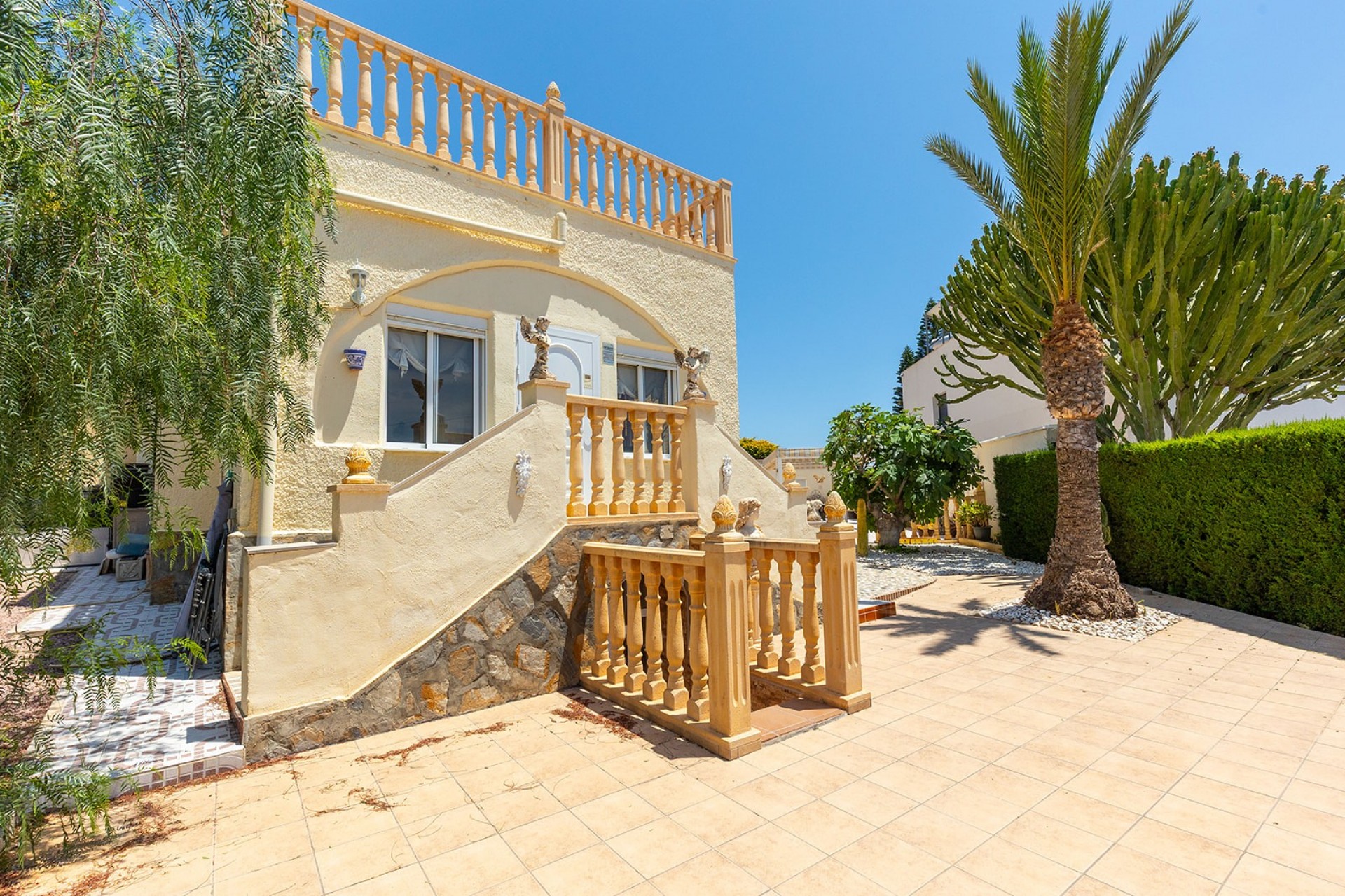 For sale - 3 Bedroom 2 Bathroom Villa in Ciudad Quesada - Costa Blanca  - Alicante