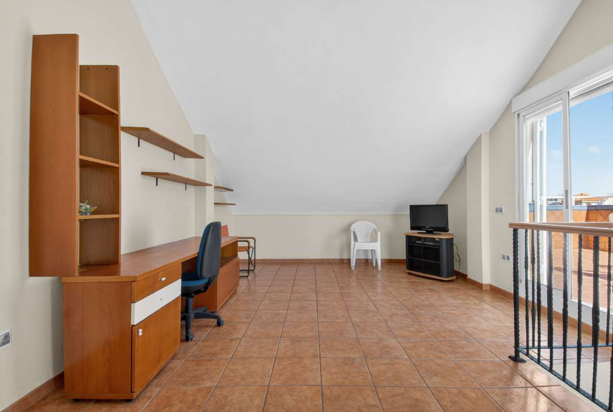 For sale - 5 Bedroom 2 Bathroom Villa in Lo Pagan - Costa Calida  - Murcia