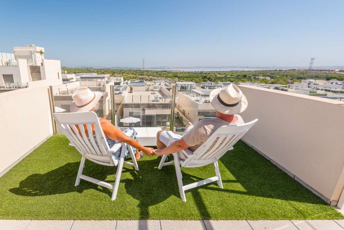 For sale - 3 Bedroom 3 Bathroom Villa in Villamartin - Costa Blanca  - Alicante