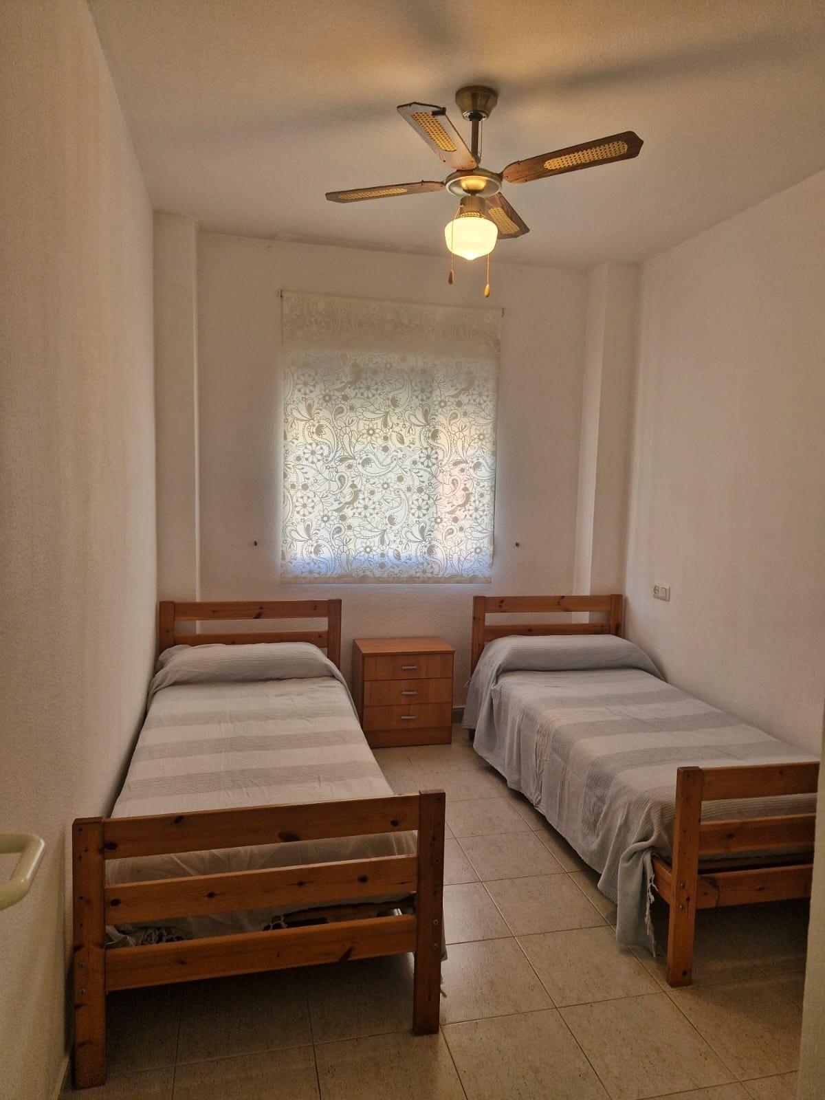 For sale - 2 Bedroom 1 Bathroom Bungalow in Torrevieja - Playa De Los Naufragos  - Alicante