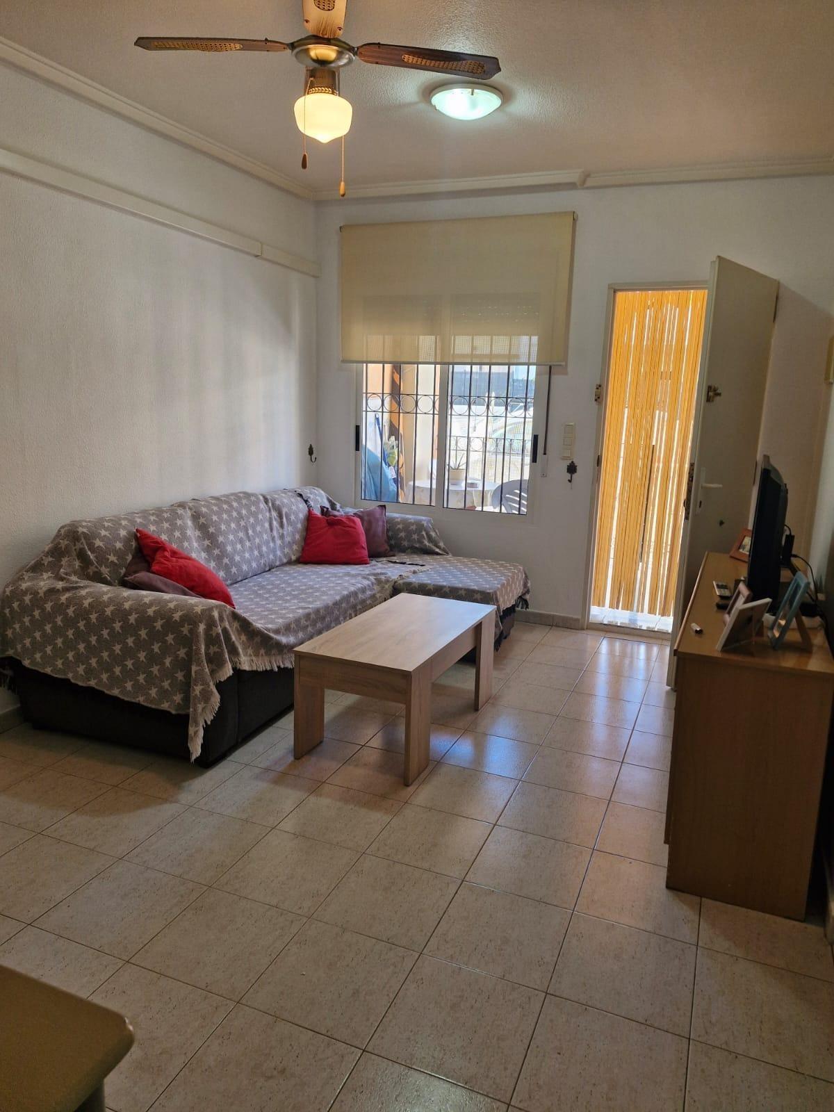For sale - 2 Bedroom 1 Bathroom Bungalow in Torrevieja - Playa De Los Naufragos  - Alicante