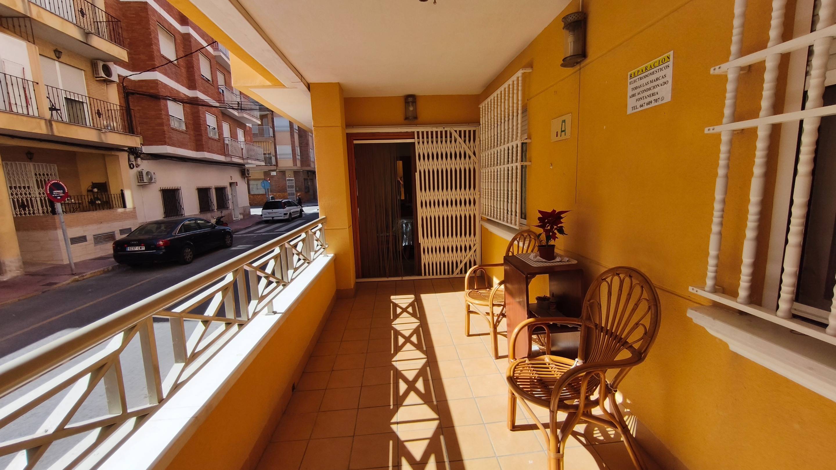 For sale - 4 Bedroom 2 Bathroom Apartment in Torrevieja - Estacion De Autobuses  - Alicante