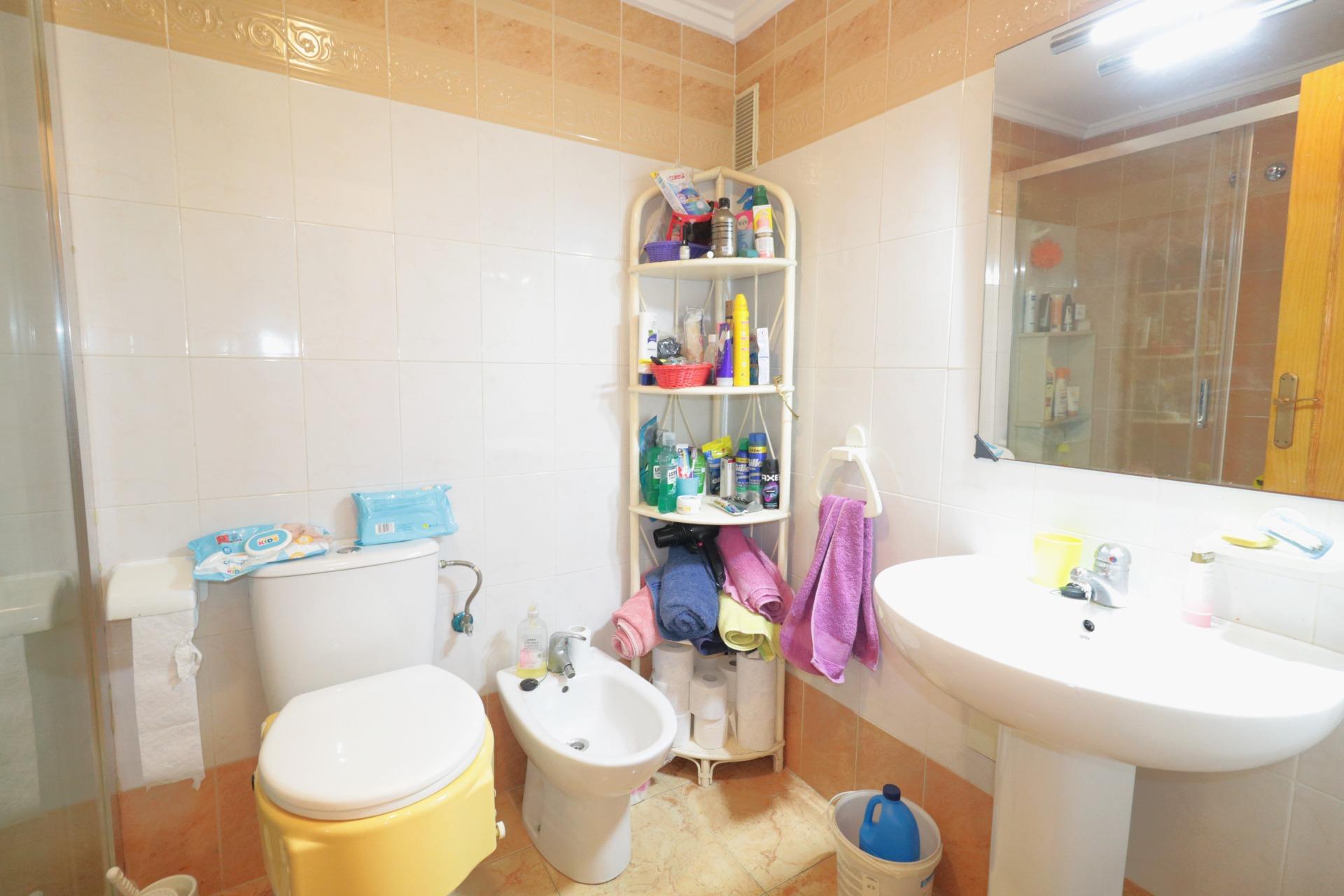 For sale - 2 Bedroom 1 Bathroom Bungalow in Torrevieja - El Limonar  - Alicante