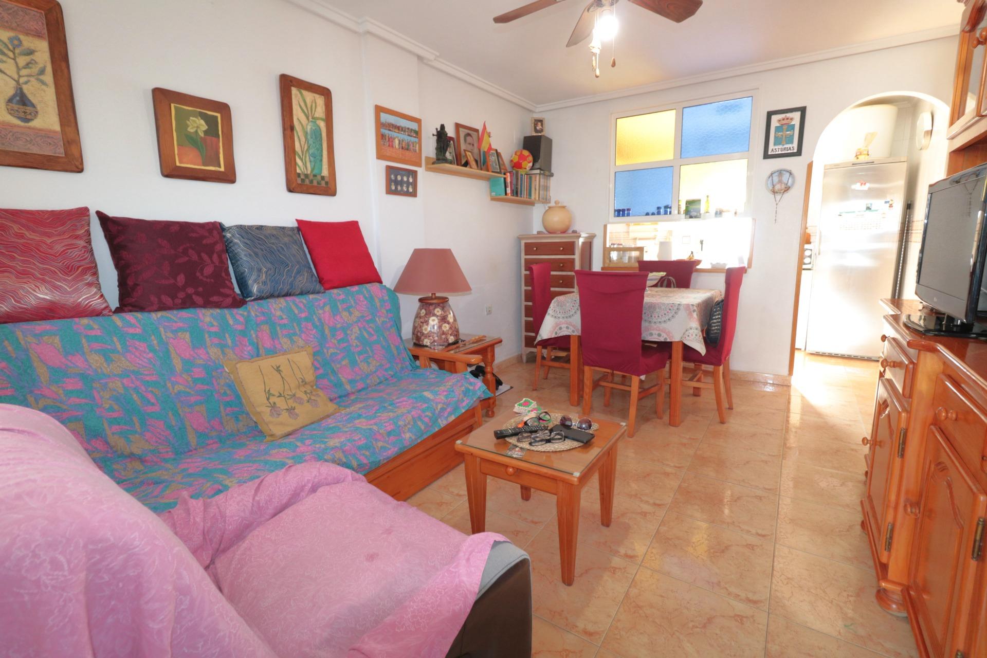 For sale - 2 Bedroom 1 Bathroom Bungalow in Torrevieja - El Limonar  - Alicante