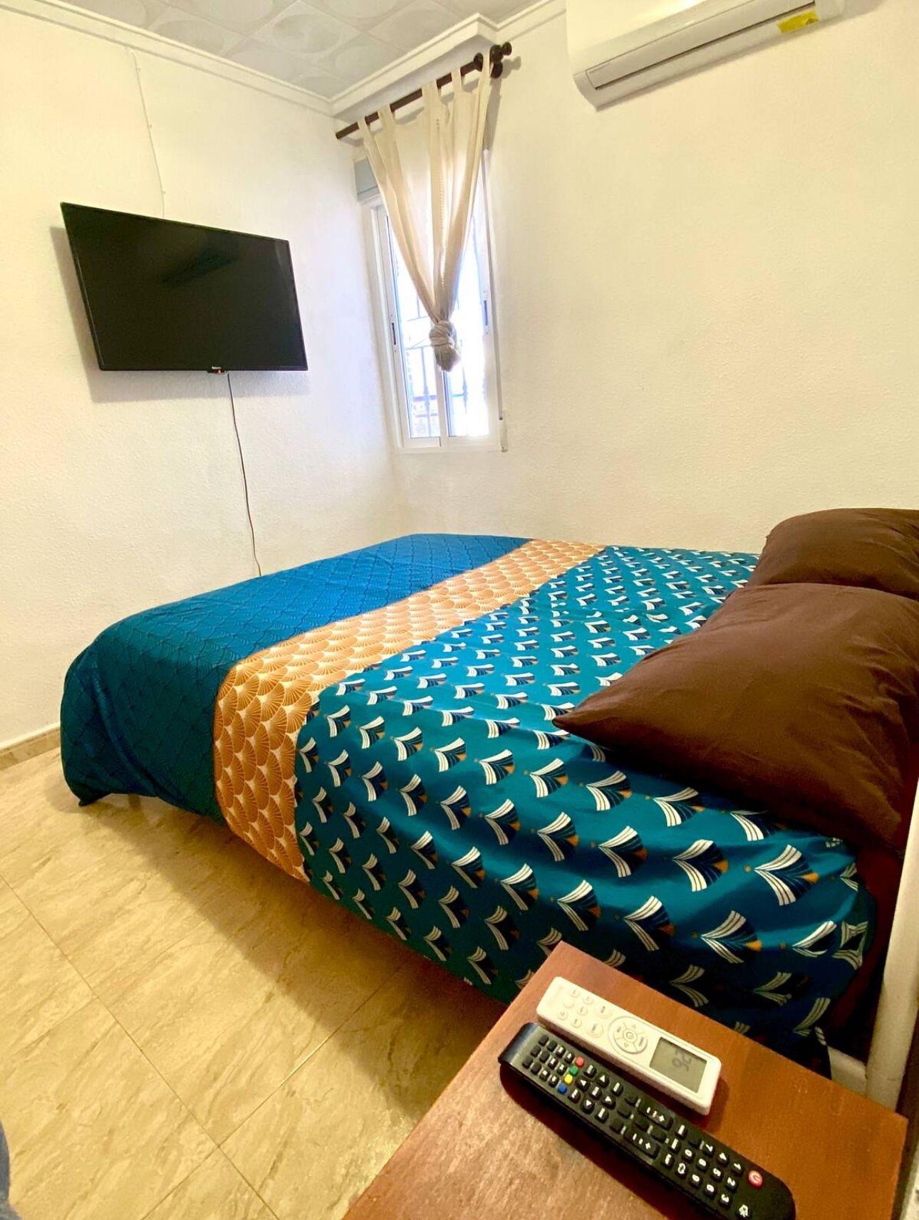 For sale - 2 Bedroom 1 Bathroom Town House in Torrevieja - La Siesta - El Salado - Torreta  - Alicante
