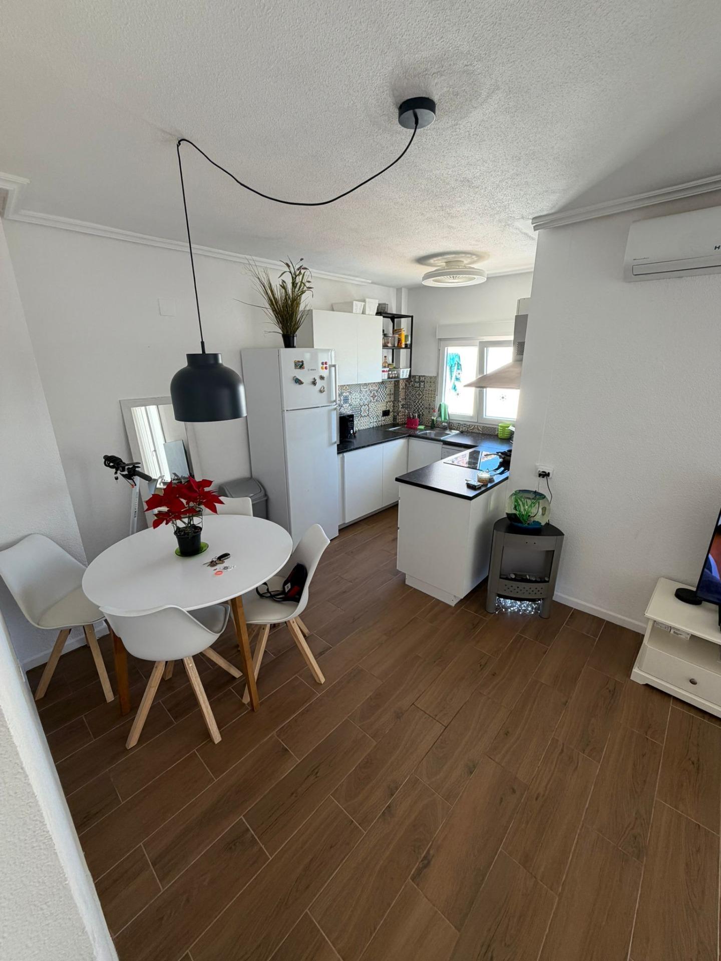 For sale - 2 Bedroom 1 Bathroom Apartment in Torrevieja - Punta Prima  - Alicante