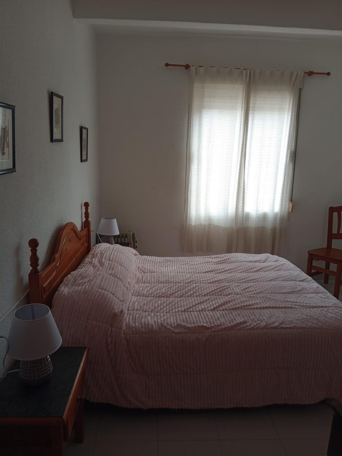 For sale - 3 Bedroom 1 Bathroom Apartment in Torrevieja - Playa Del Cura  - Alicante