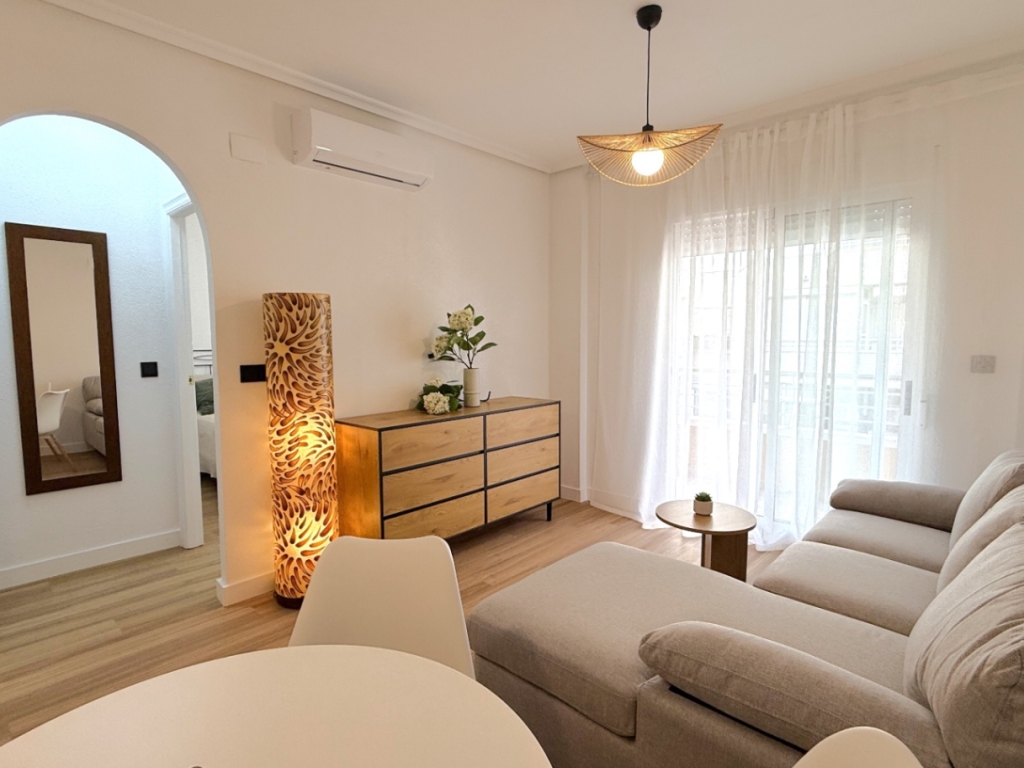 2 Bedroom 1 Bathroom Apartment in Torrevieja