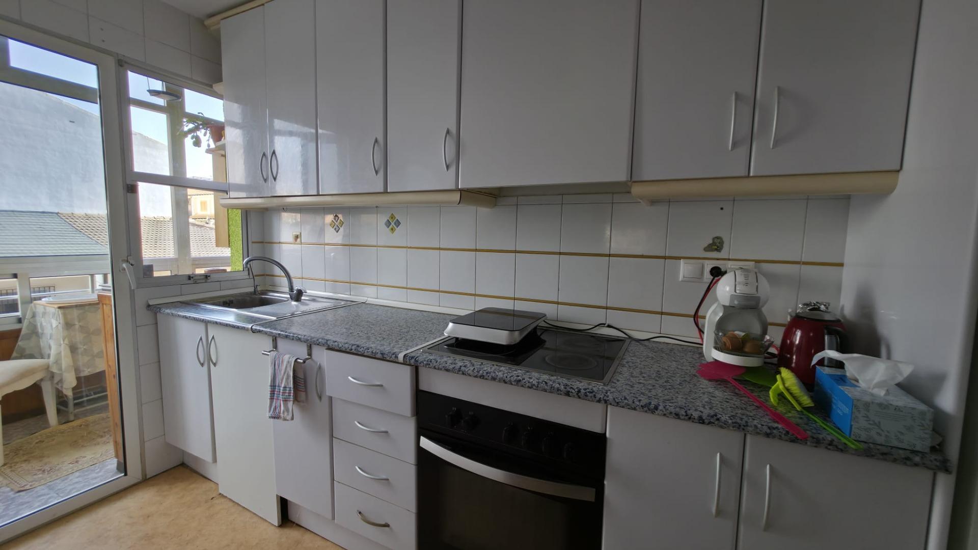 For sale - 3 Bedroom 1 Bathroom Apartment in Torrevieja - Playa Del Cura  - Alicante