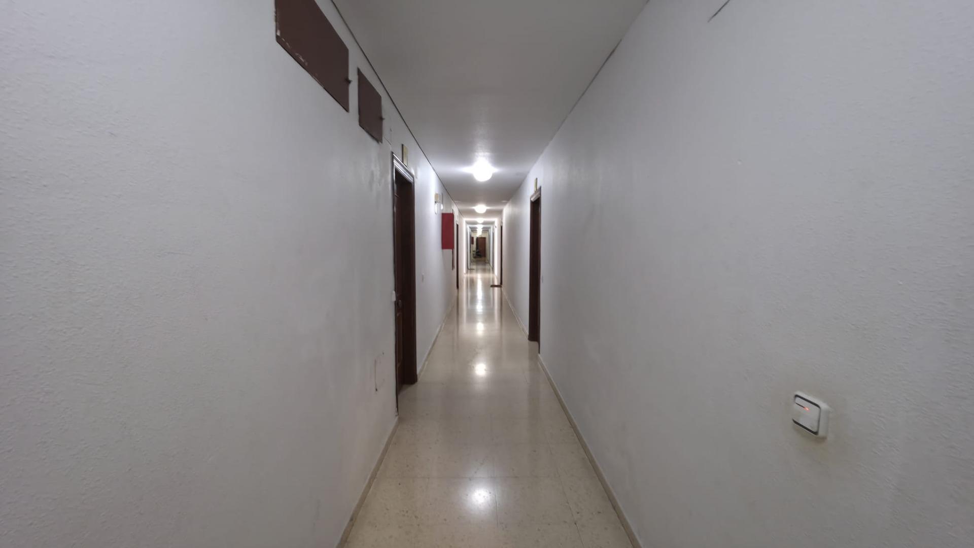 For sale - 3 Bedroom 1 Bathroom Apartment in Torrevieja - Playa Del Cura  - Alicante