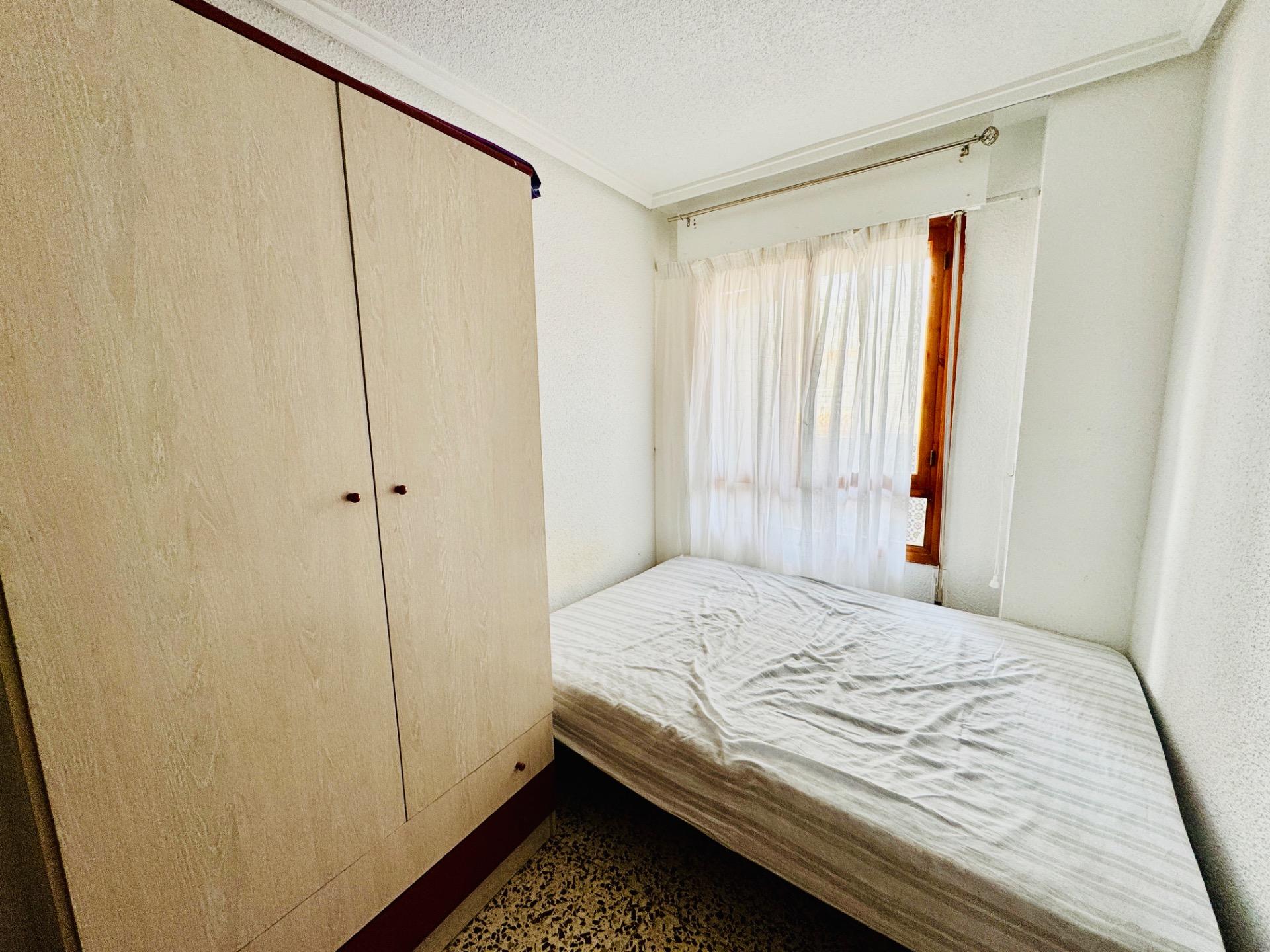 For sale - 3 Bedroom 1 Bathroom Apartment in Torrevieja - Acequion  - Alicante