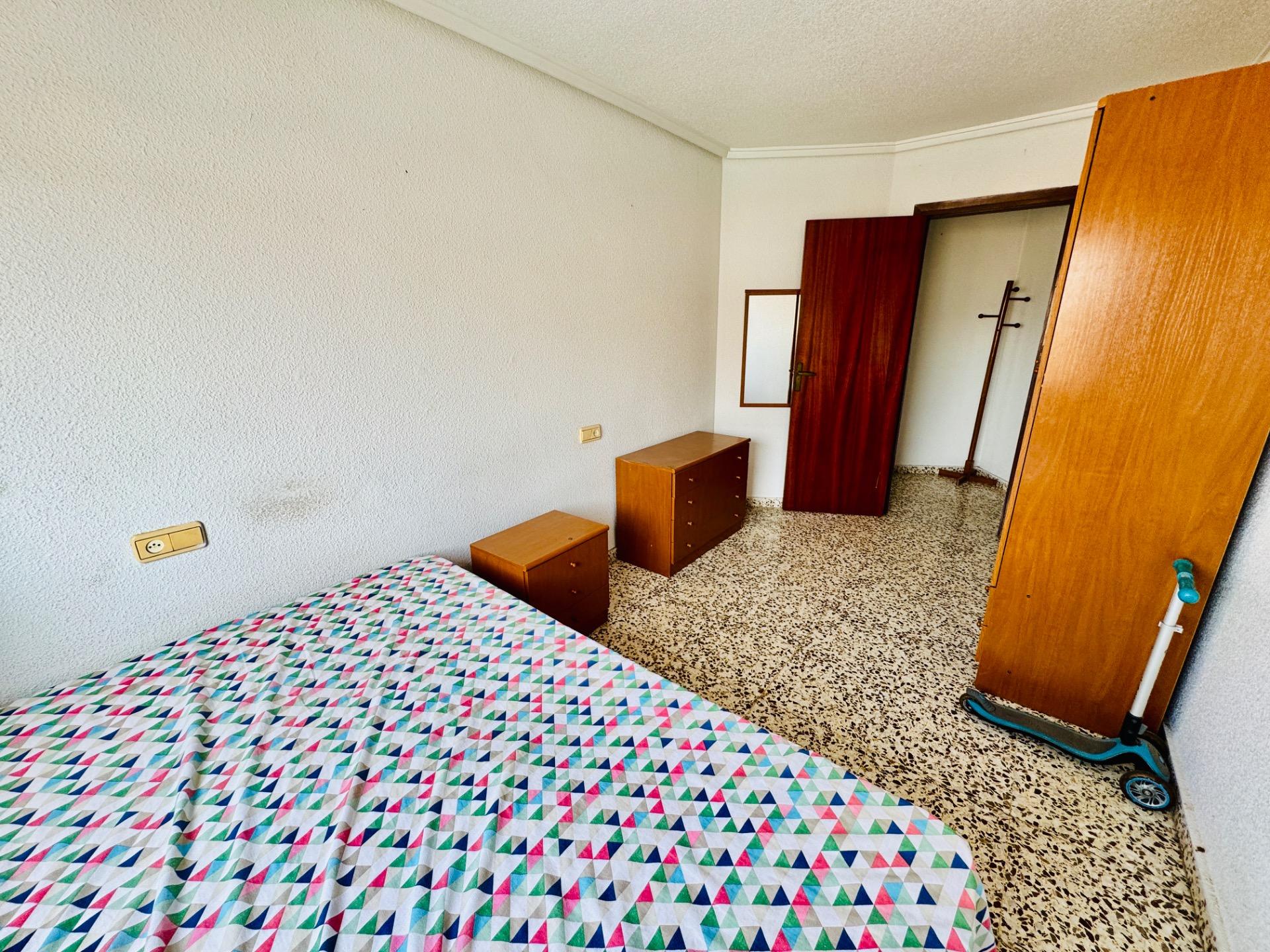 For sale - 3 Bedroom 1 Bathroom Apartment in Torrevieja - Acequion  - Alicante