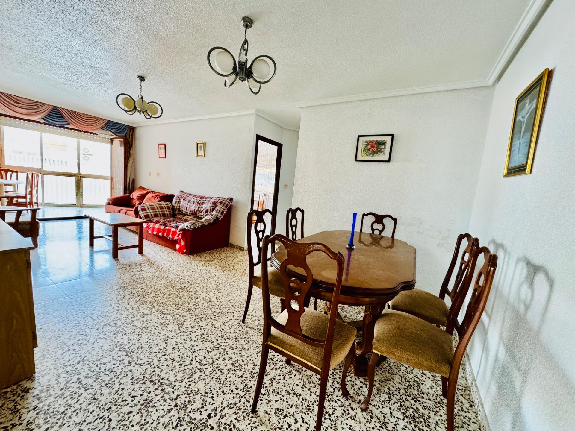 For sale - 3 Bedroom 1 Bathroom Apartment in Torrevieja - Acequion  - Alicante