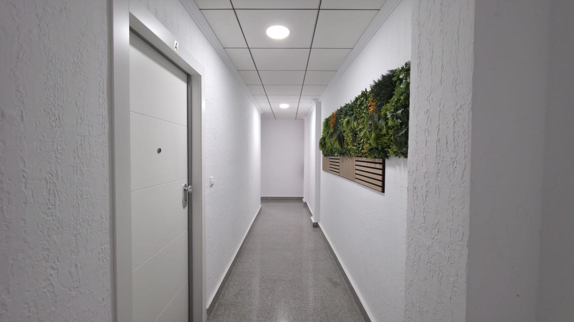 For sale - 3 Bedroom 2 Bathroom Apartment in Torrevieja - Torrevieja  - Alicante