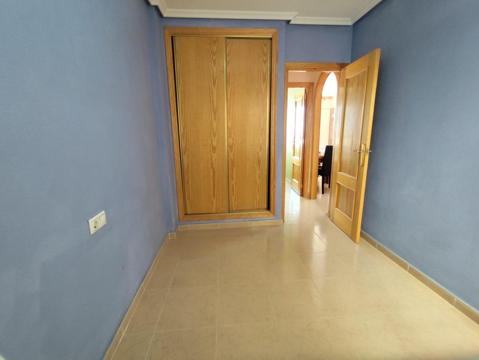 For sale - 2 Bedroom 1 Bathroom Apartment in Torrevieja - Centro  - Alicante