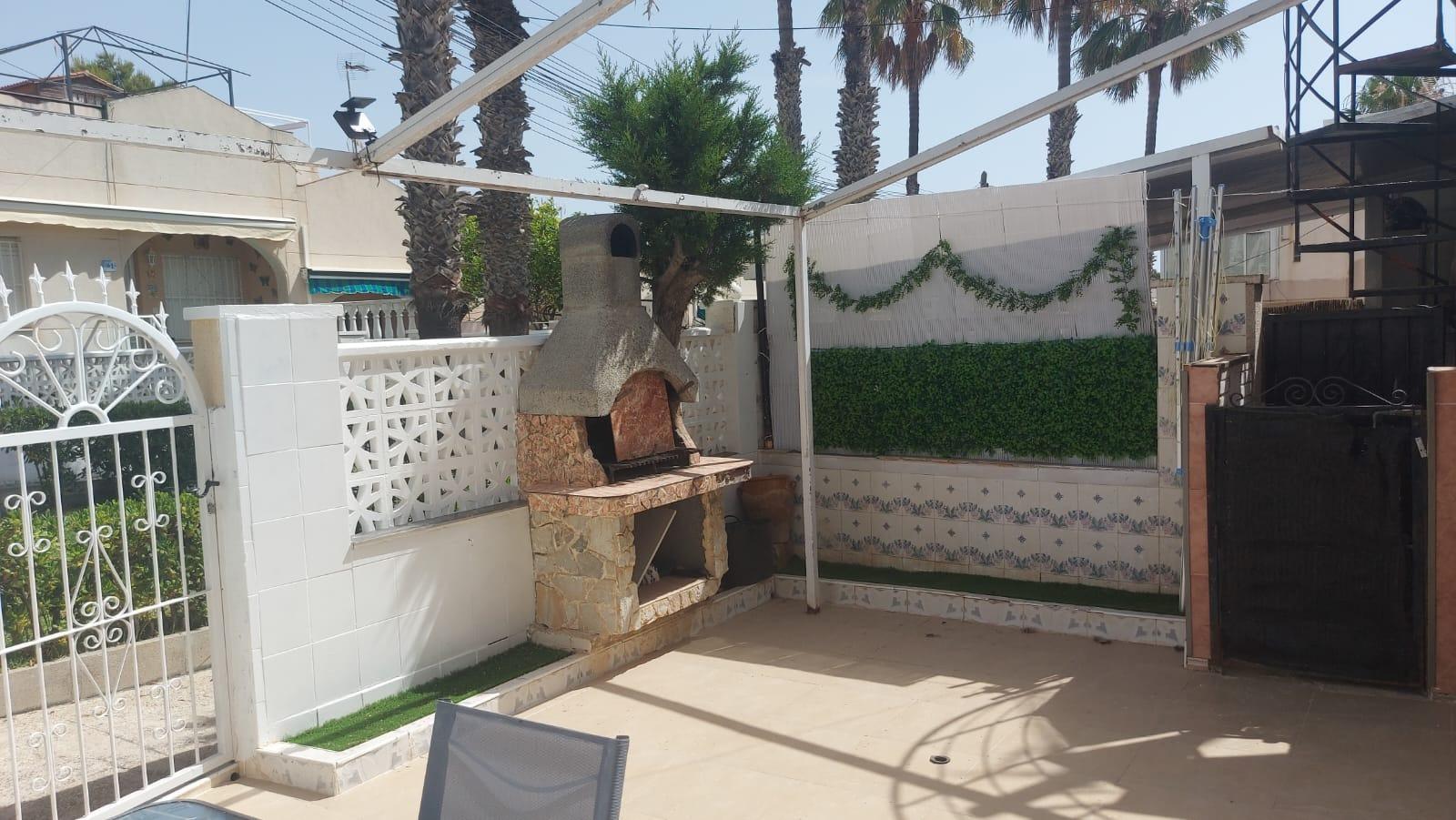 For sale - 3 Bedroom 1 Bathroom Bungalow in Torrevieja - Los Balcones  - Alicante