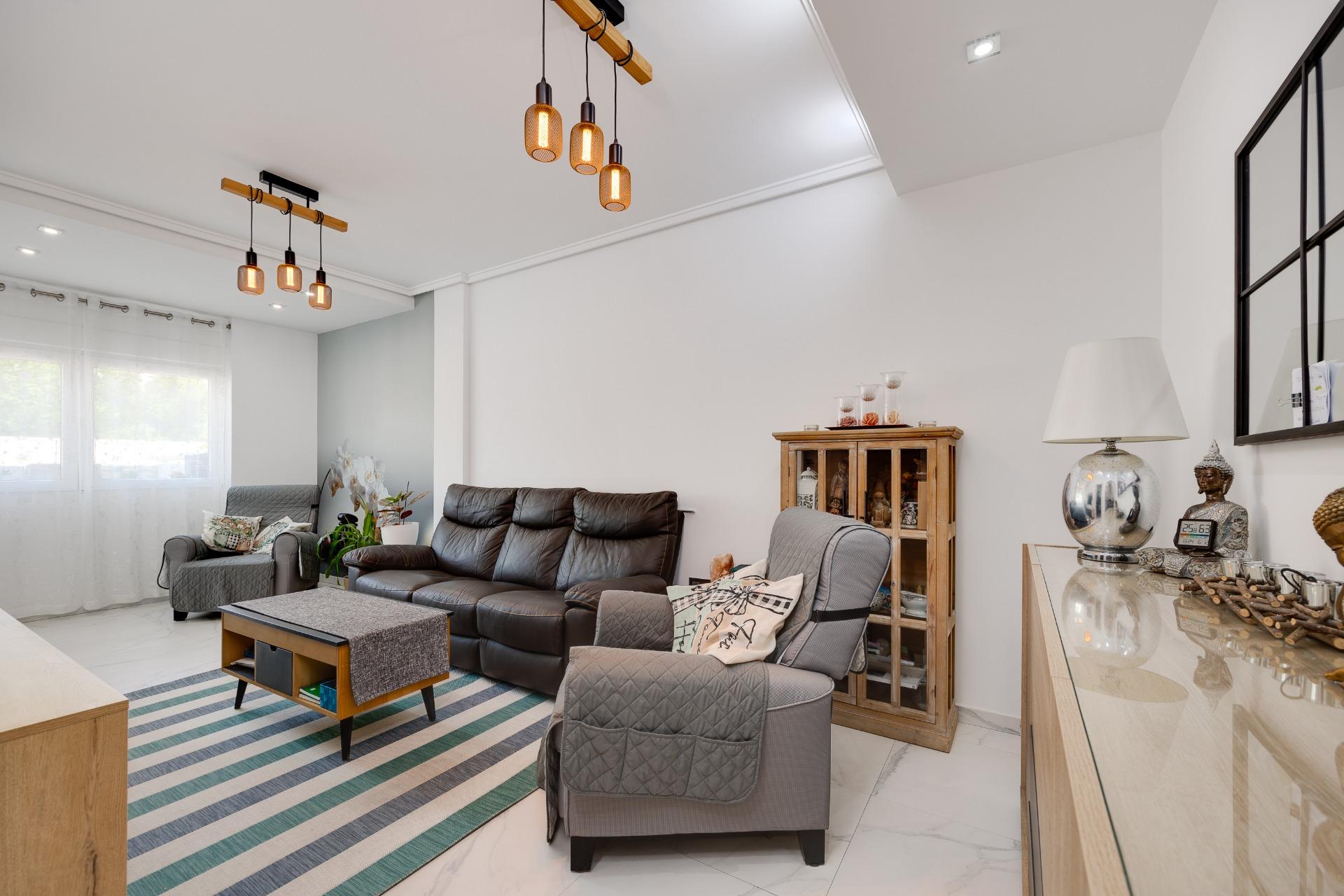 For sale - 2 Bedroom 1 Bathroom Town House in Torrevieja - aguas nuevas  - Alicante