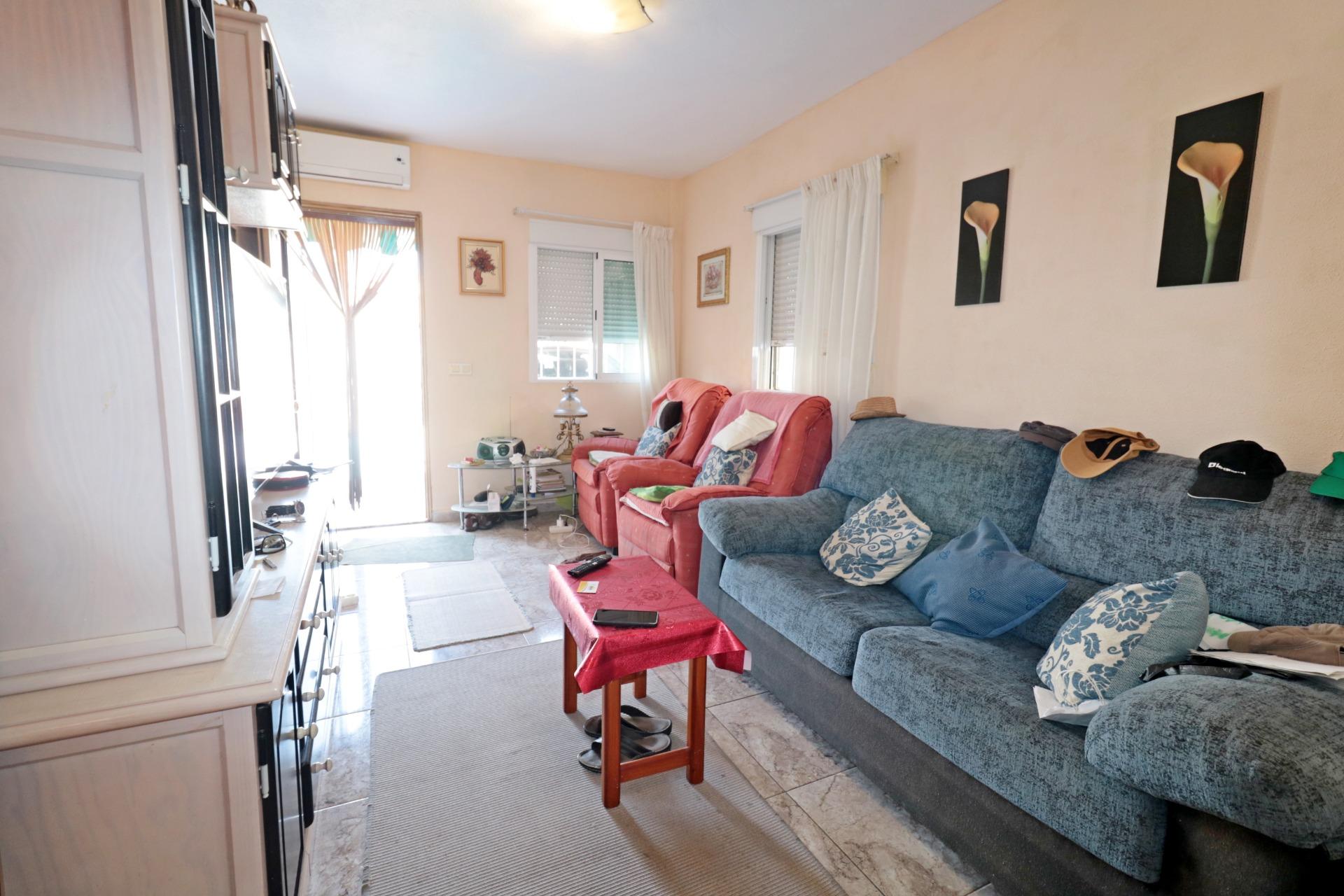 For sale - 4 Bedroom 2 Bathroom Quad House in Torrevieja - Torretas  - Alicante