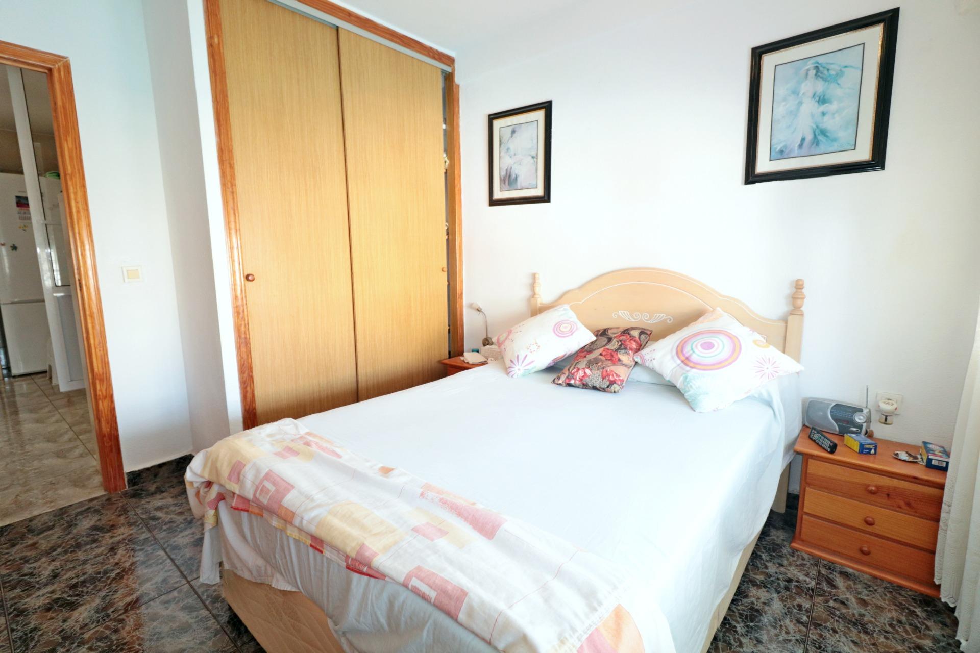 For sale - 4 Bedroom 2 Bathroom Quad House in Torrevieja - Torretas  - Alicante