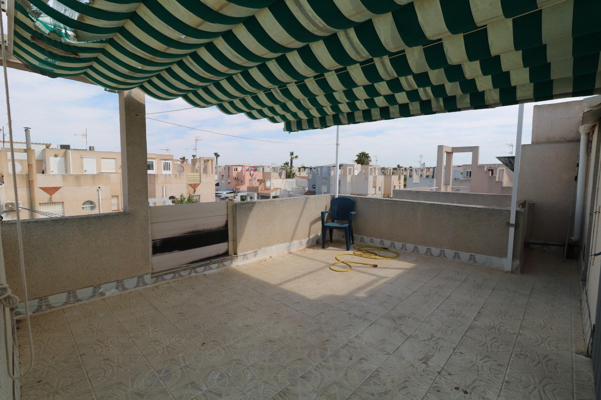 For sale - 4 Bedroom 2 Bathroom Quad House in Torrevieja - Torretas  - Alicante